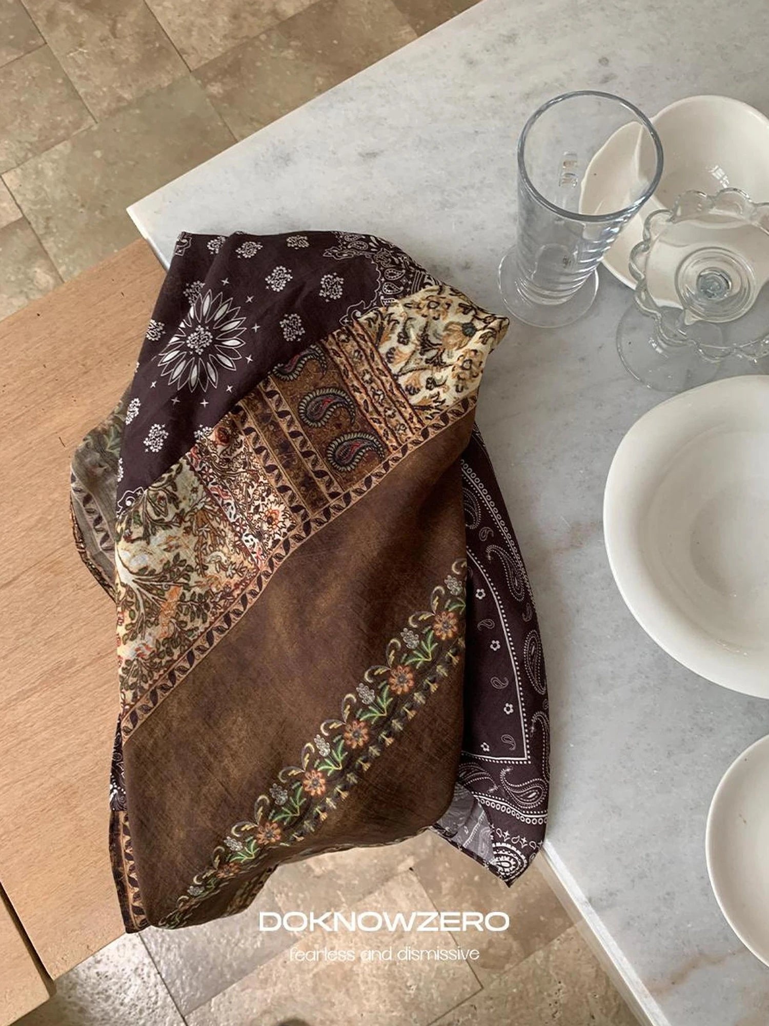 DKZ OFFICIAL Asymmetric Paisley Bandana Scarf