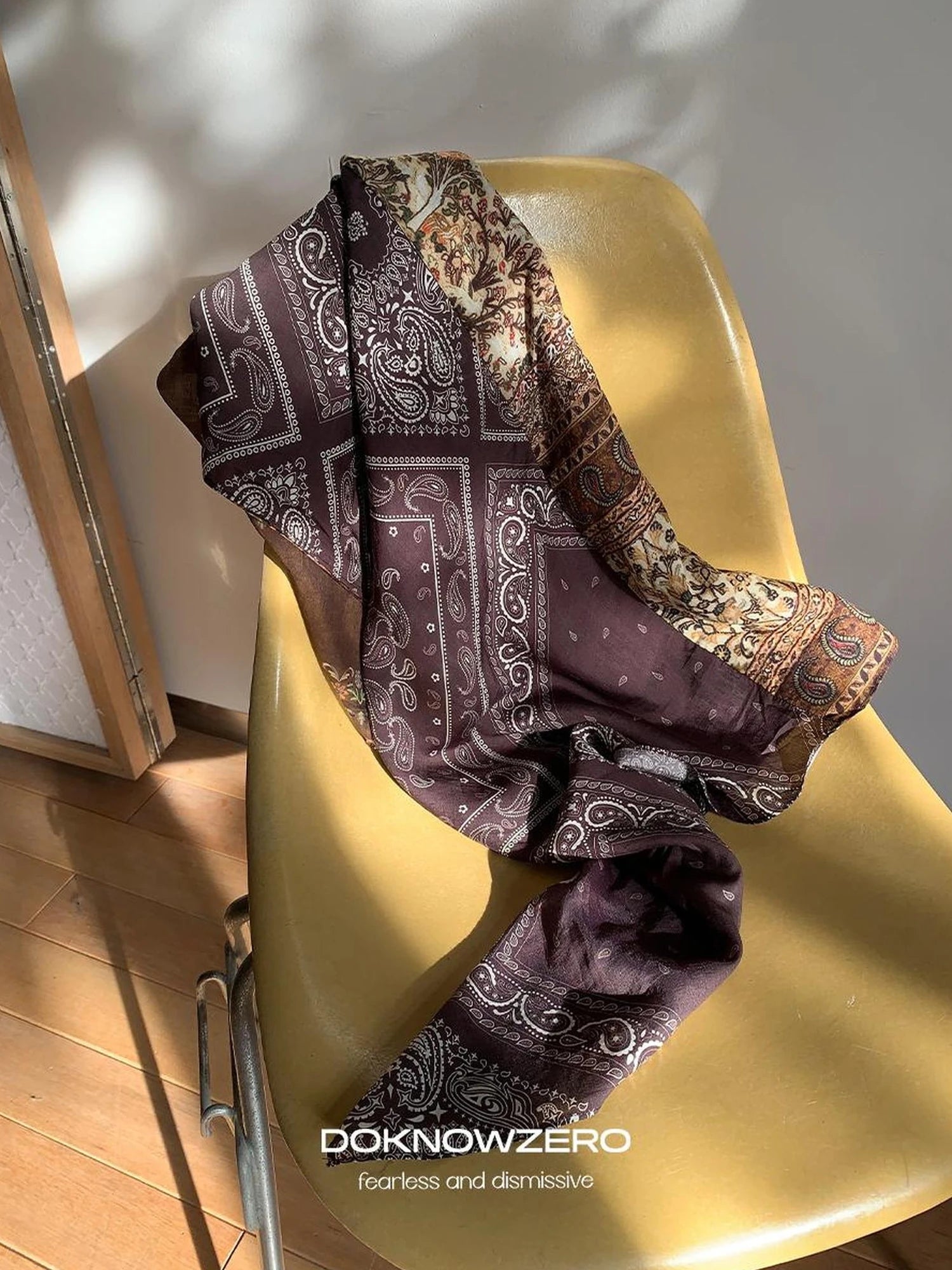 DKZ OFFICIAL Asymmetric Paisley Bandana Scarf