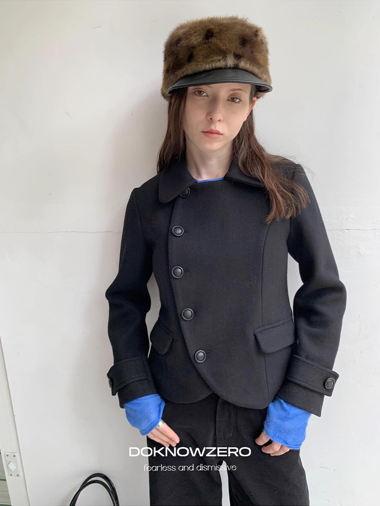 DKZ_OFFICIAL_Asymmetric_Placket_Slim_Fit_Short_Wool_Coat_MISSTT