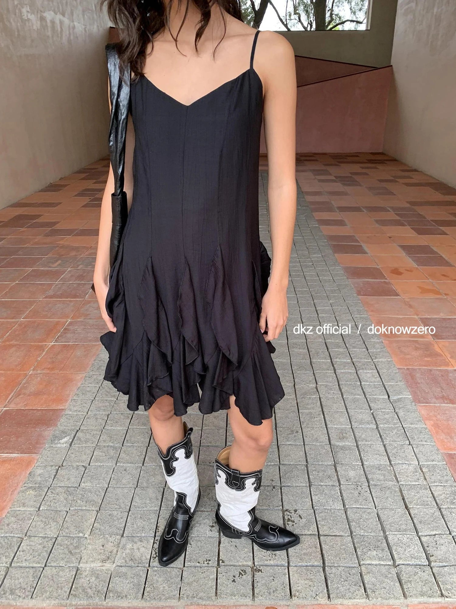 DKZ OFFICIAL Asymmetrical Hem Sleeveless Midi Dress