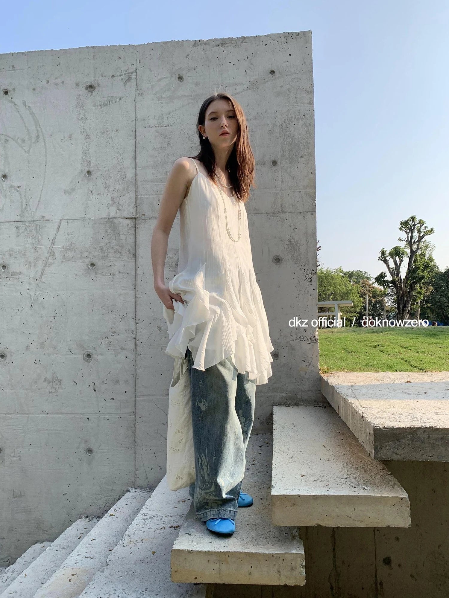 DKZ OFFICIAL Asymmetrical Hem Sleeveless Midi Dress