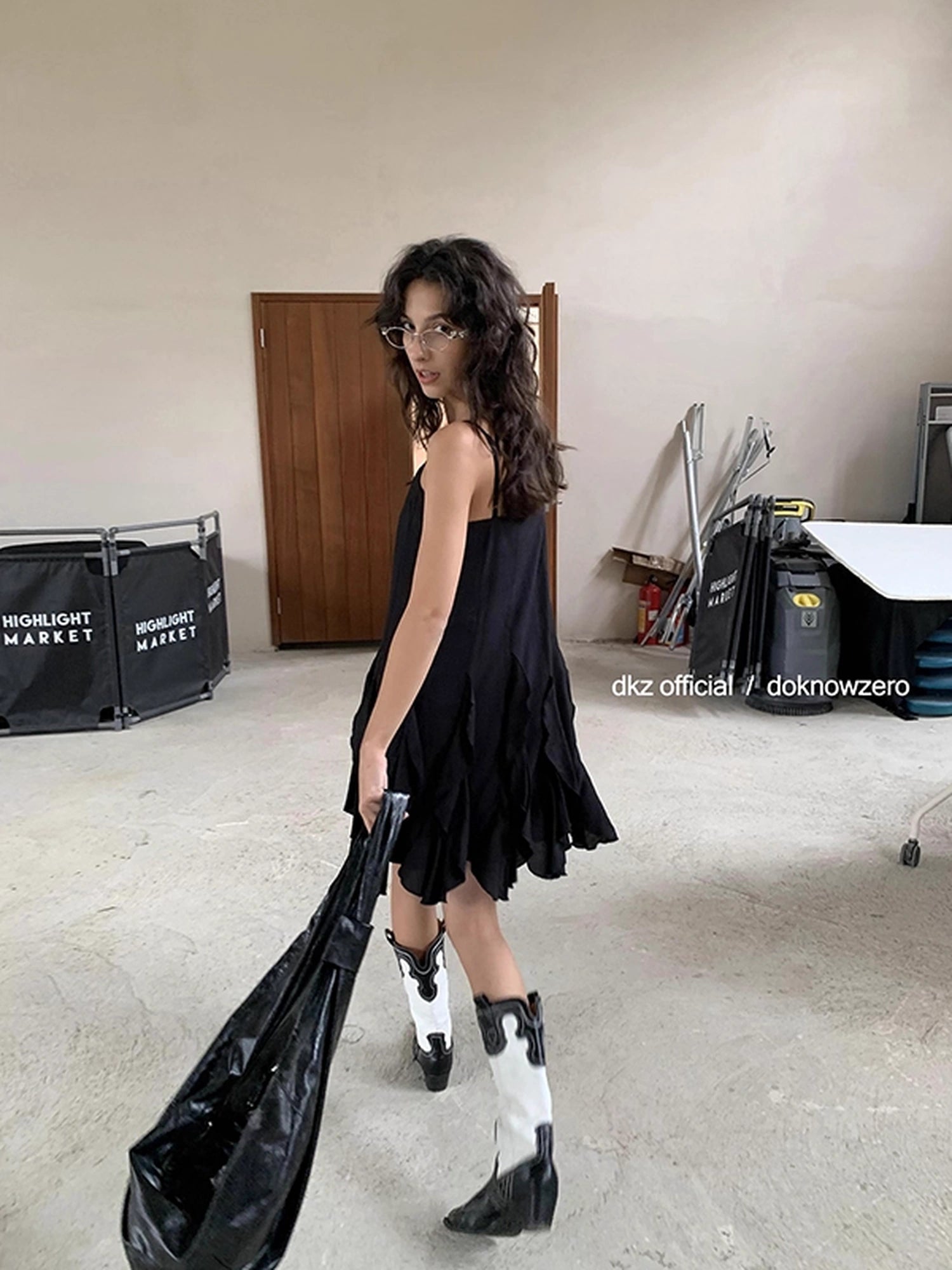 DKZ_OFFICIAL_Asymmetrical_Hem_Sleeveless_Midi_Dress_MISSTT