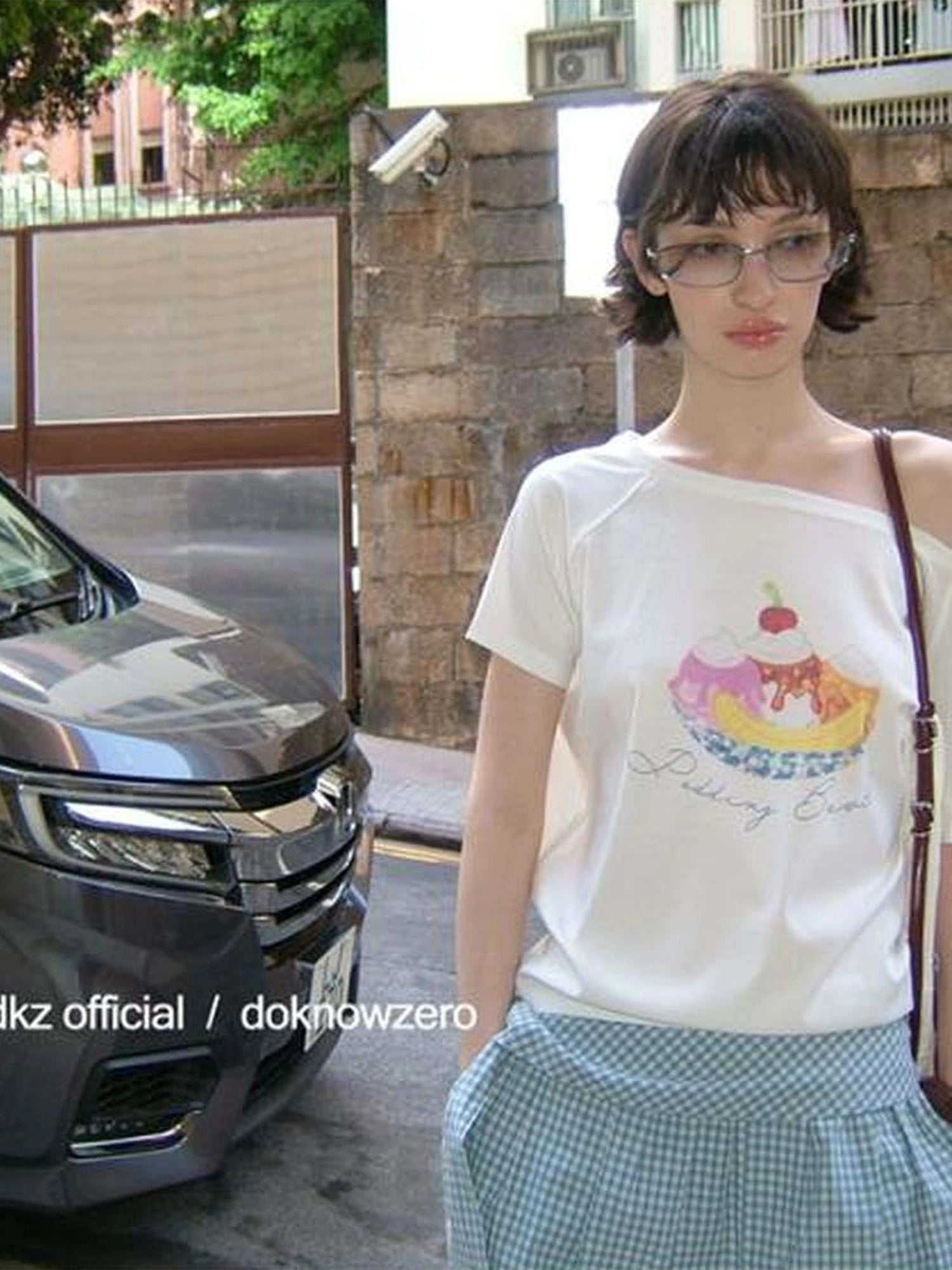 DKZ OFFICIAL Asymmetrical Off Shoulder Cotton T-shirt