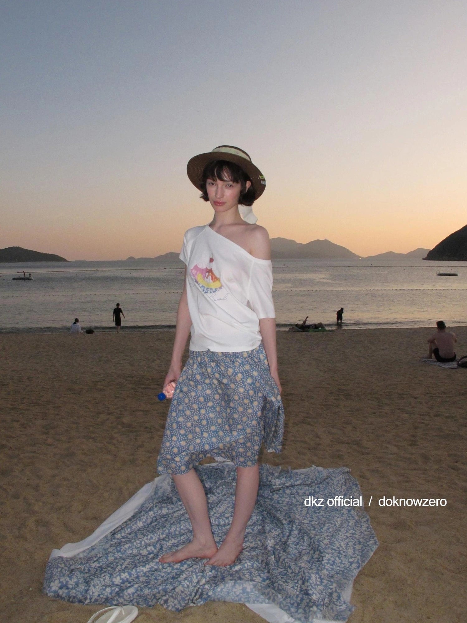 DKZ OFFICIAL Asymmetrical Off Shoulder Cotton T-shirt