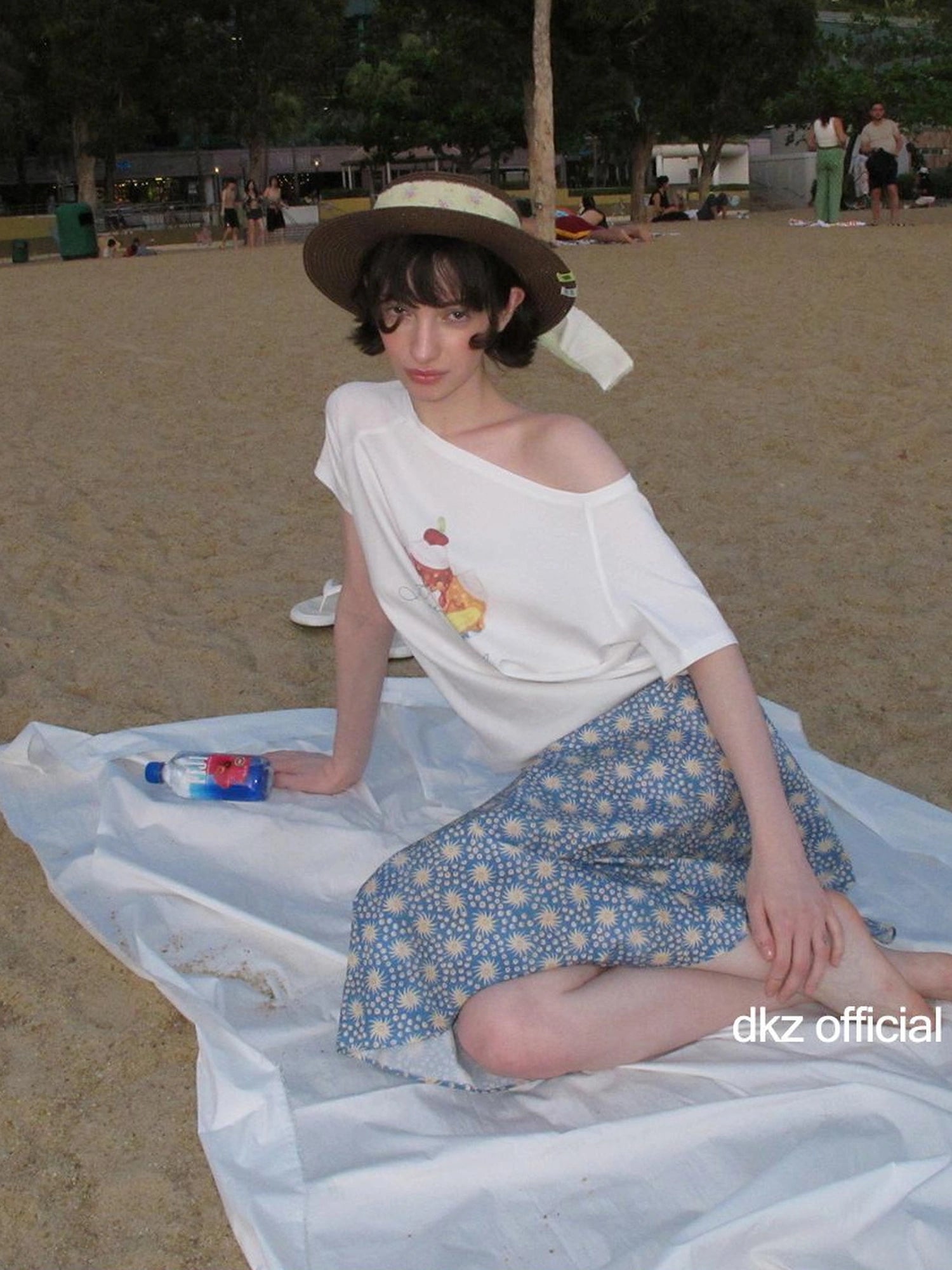 DKZ OFFICIAL Asymmetrical Off Shoulder Cotton T-shirt