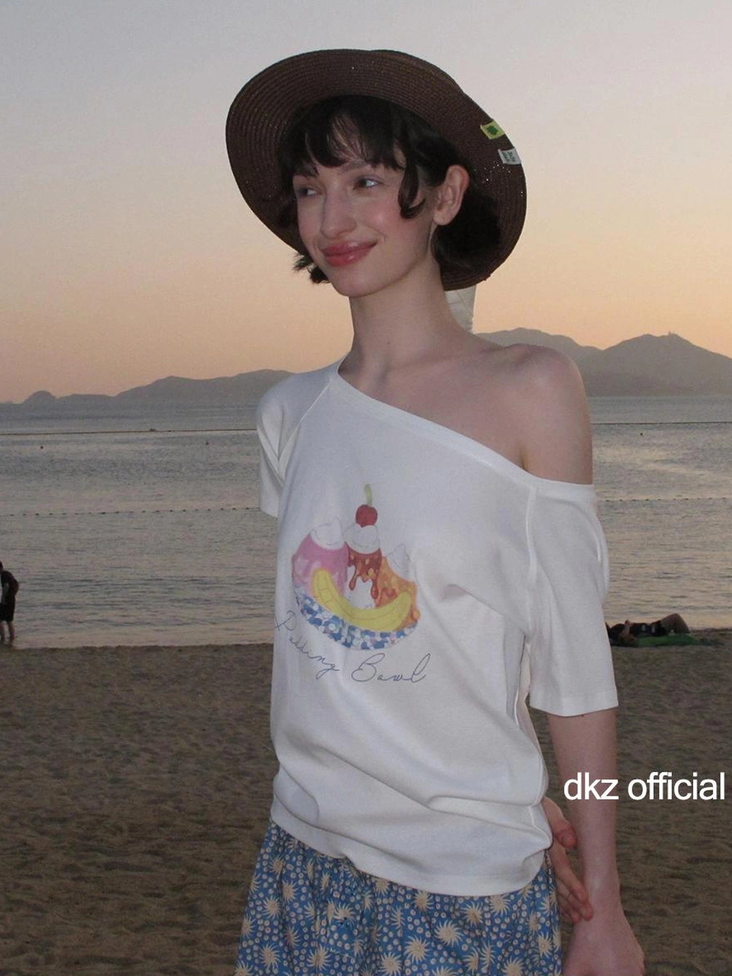 DKZ OFFICIAL Asymmetrical Off Shoulder Cotton T-shirt