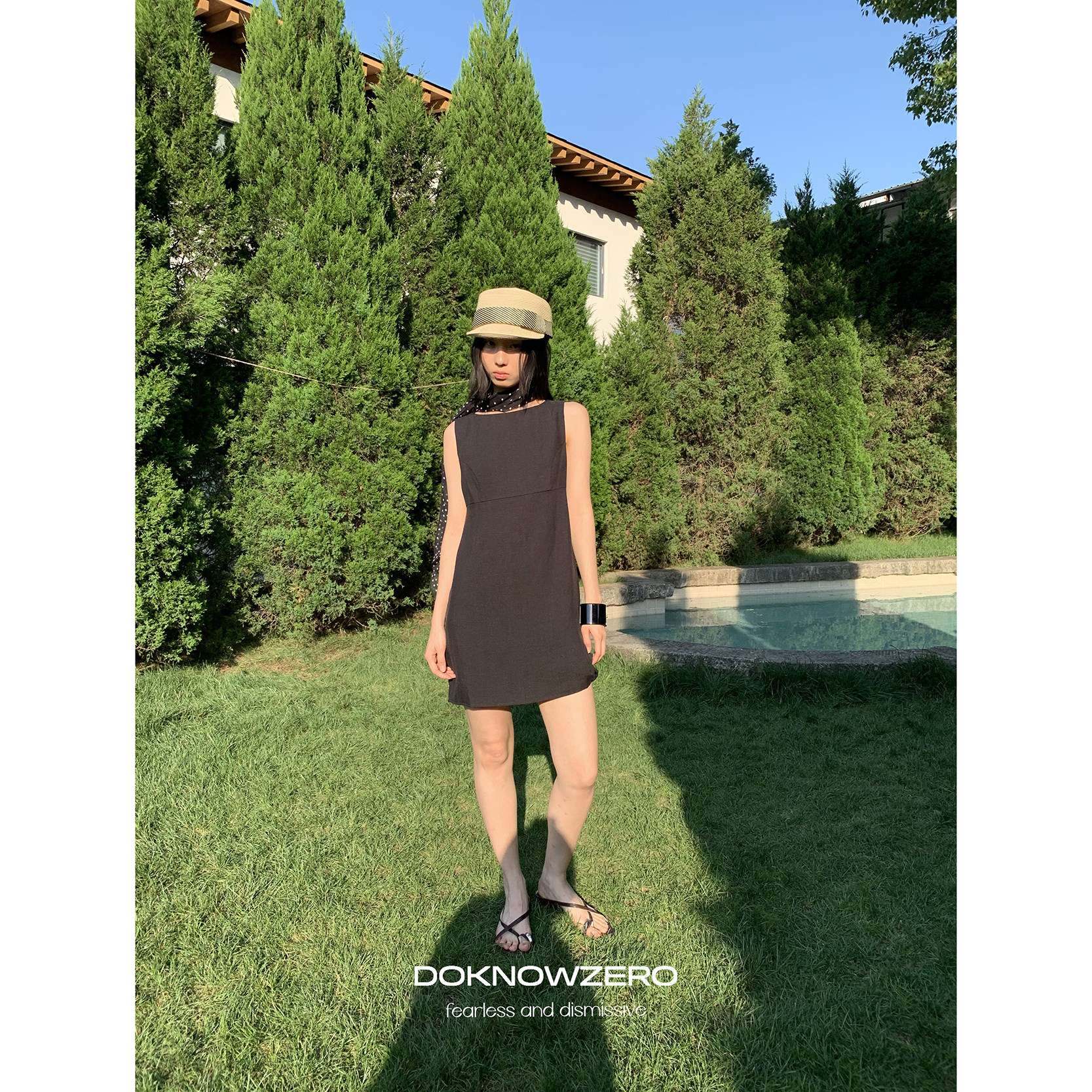 DKZ_OFFICIAL_Black_Doll_Collar_A_Line_Sleeveless_Women&