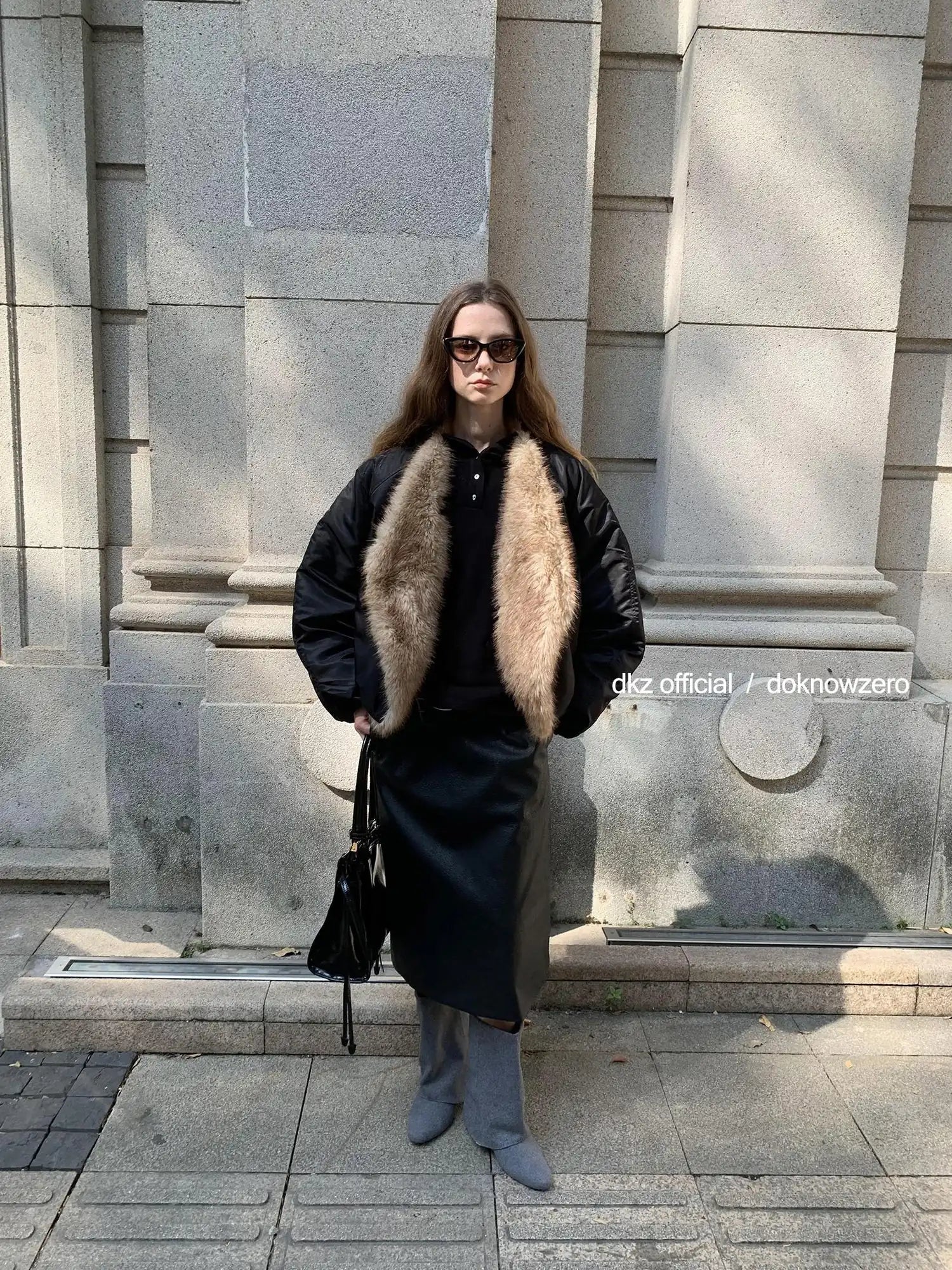 DKZ OFFICIAL Black Faux Fur Collar Quilted Cropped Jacket