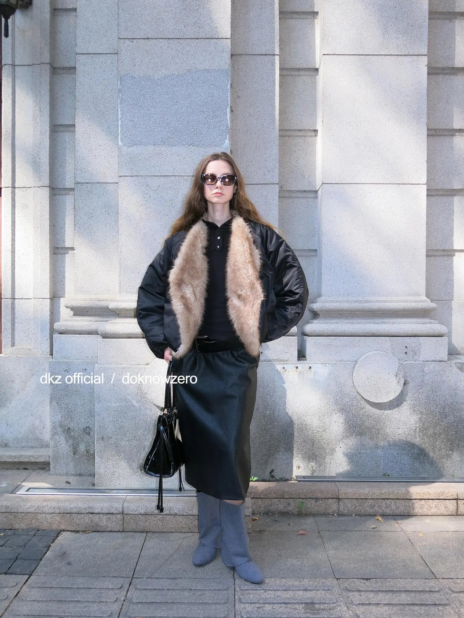 DKZ OFFICIAL Black Faux Fur Collar Quilted Cropped Jacket