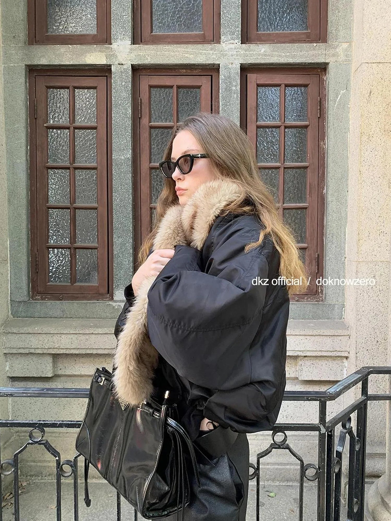 DKZ OFFICIAL Black Faux Fur Collar Quilted Cropped Jacket