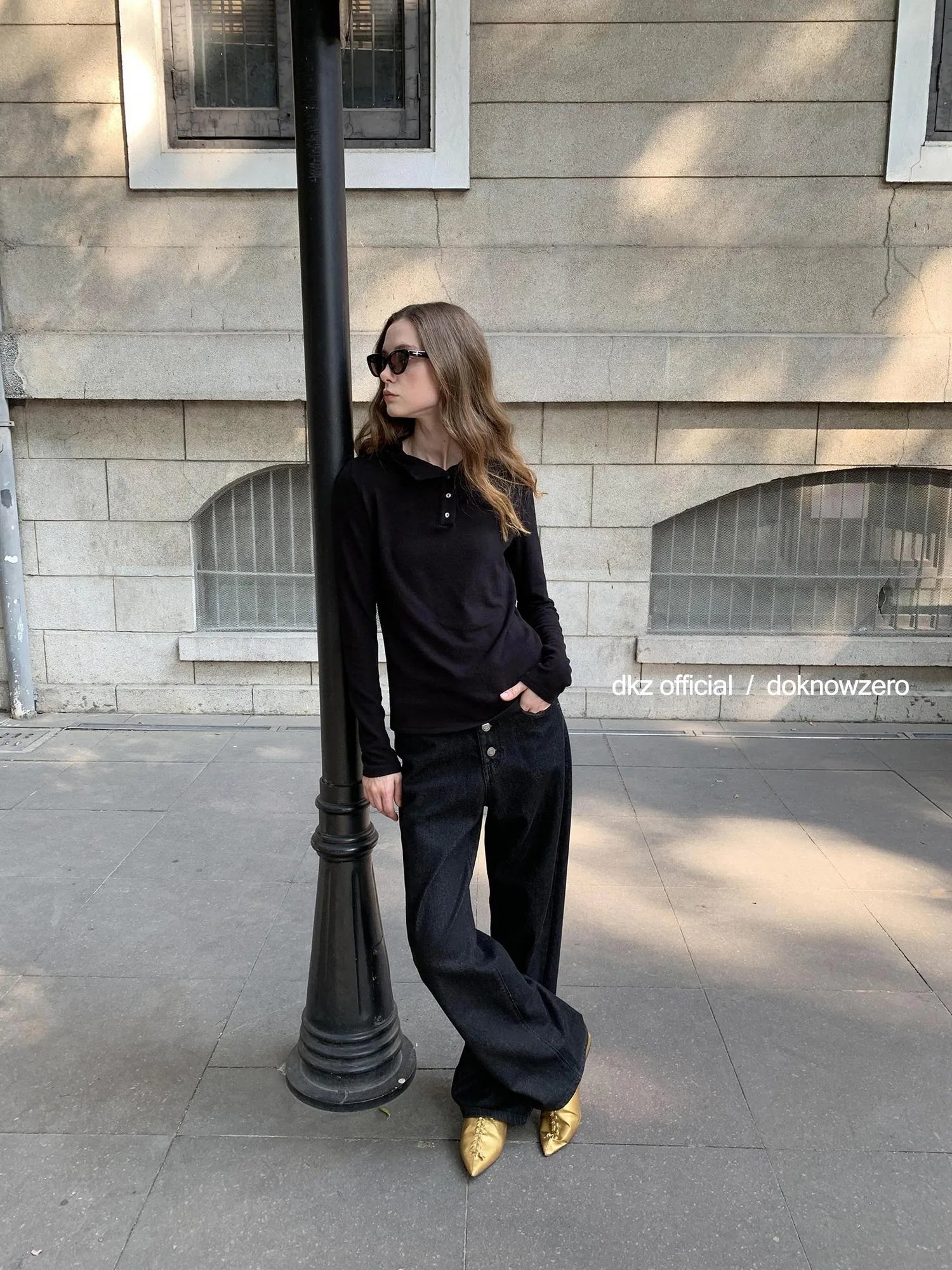 DKZ OFFICIAL Black Hooded Long Sleeve T-shirt For Autumn Winter Minimalist Layering