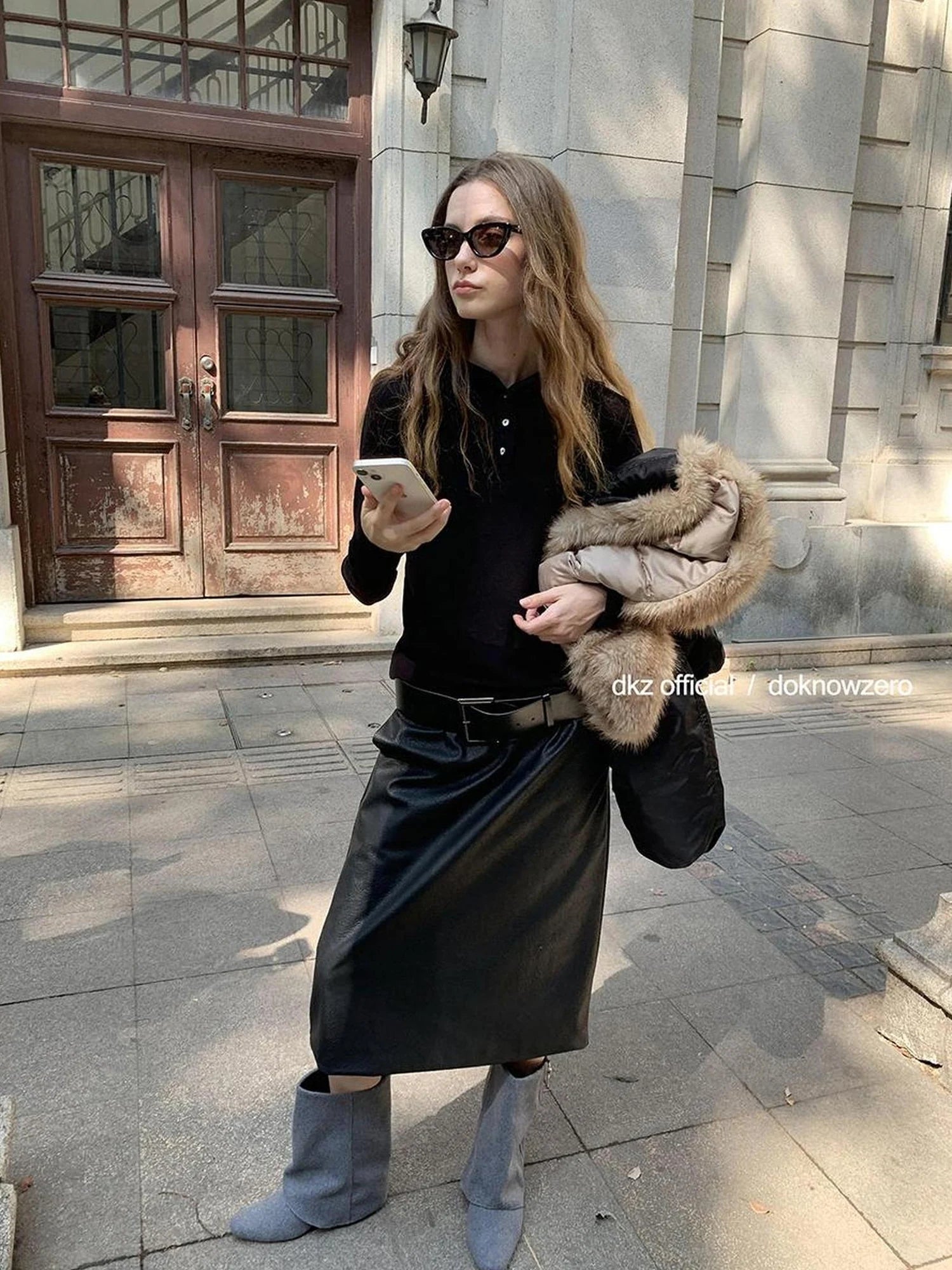 DKZ OFFICIAL Black Hooded Long Sleeve T-shirt For Autumn Winter Minimalist Layering