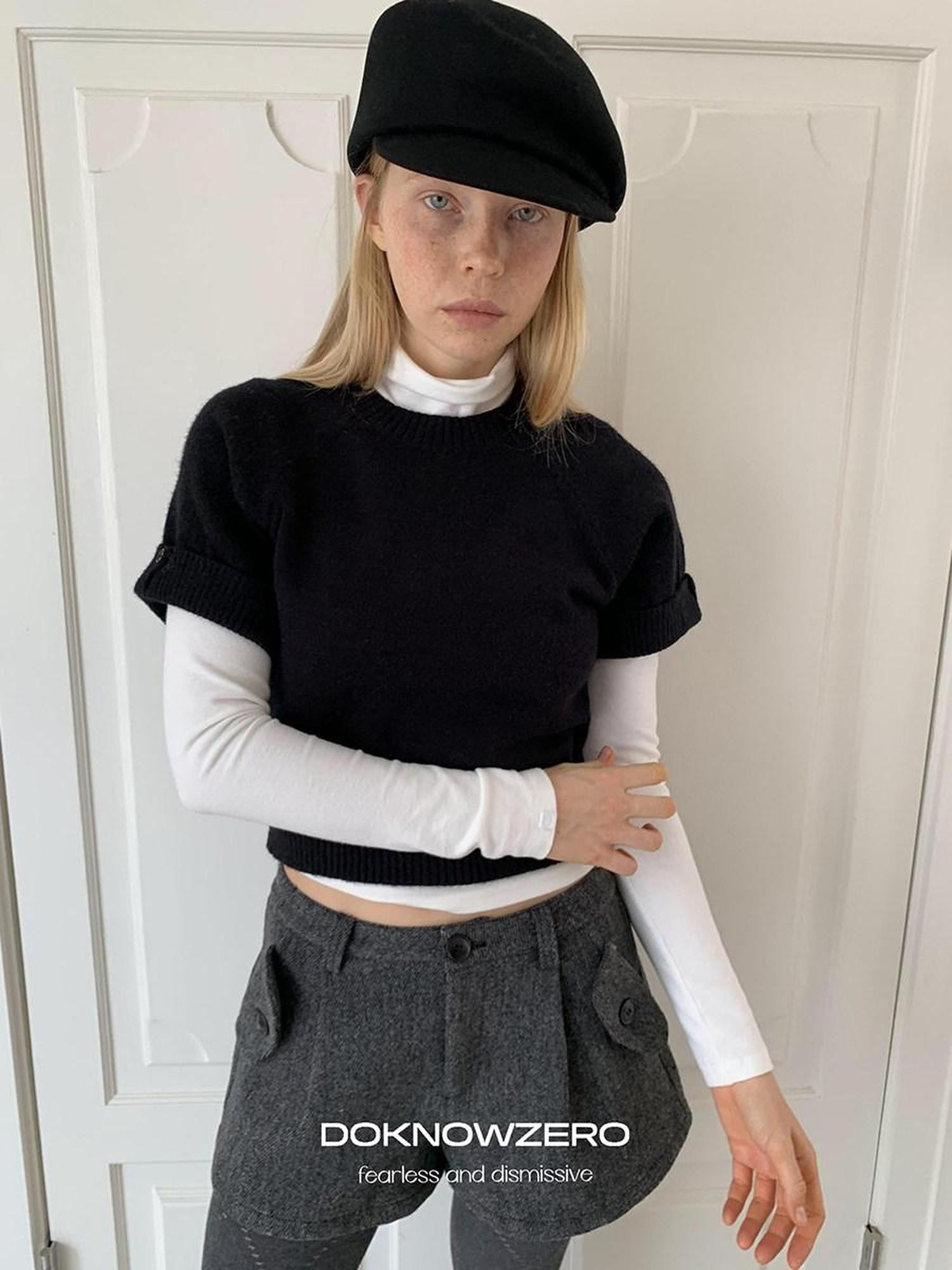 DKZ OFFICIAL Black Knit Cropped Slim Layering Women&