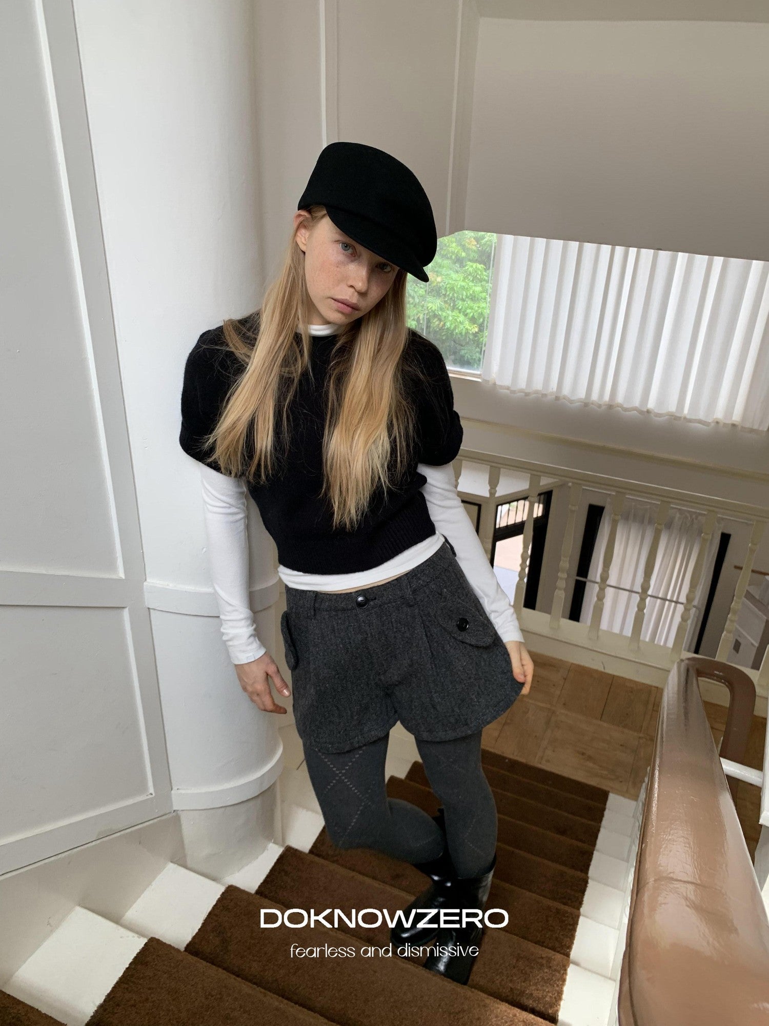 DKZ OFFICIAL Black Knit Cropped Slim Layering Women&