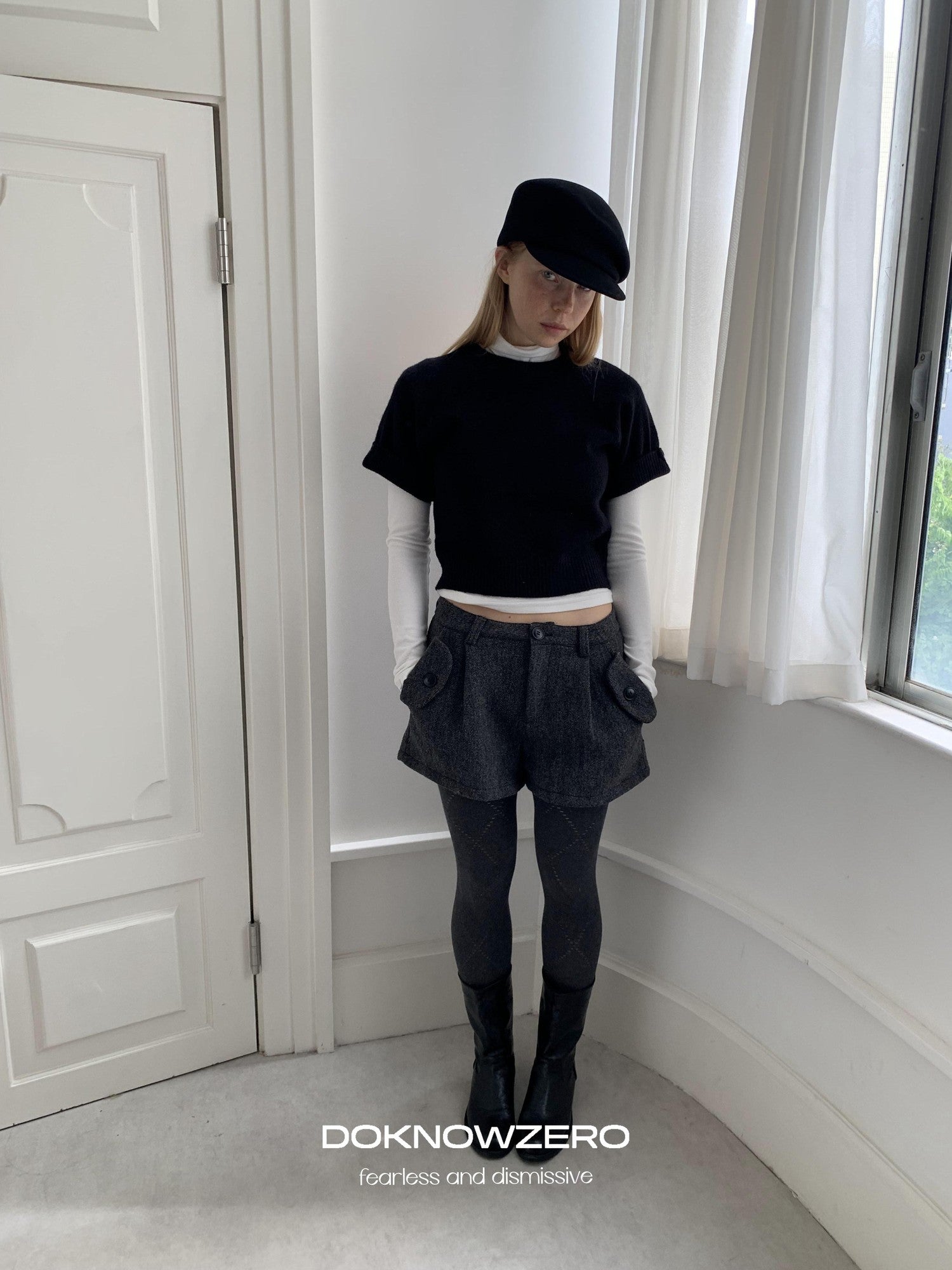 DKZ OFFICIAL Black Knit Cropped Slim Layering Women&