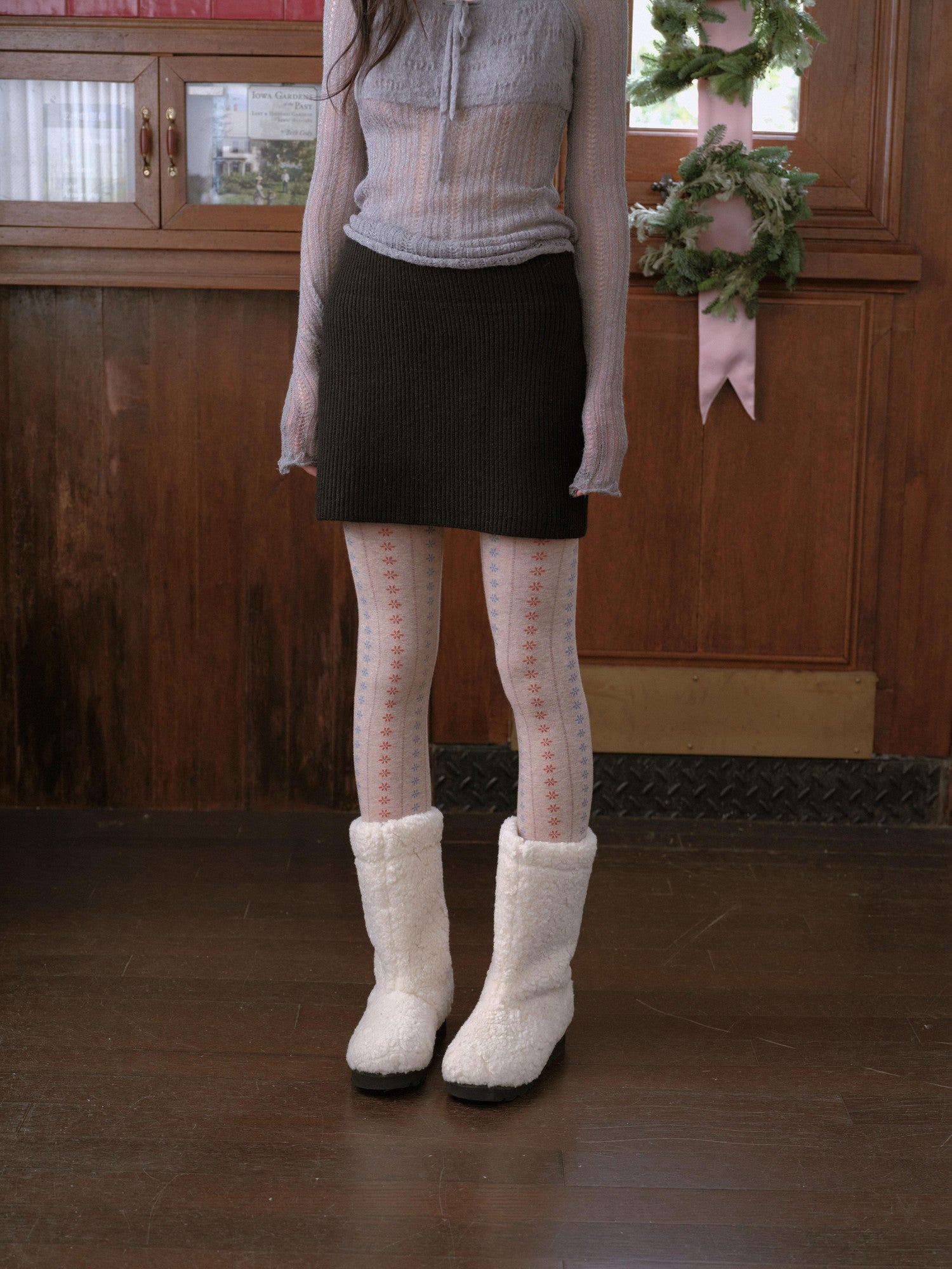 DKZ OFFICIAL Black Knitted Straight H Line Slim Hip Women&
