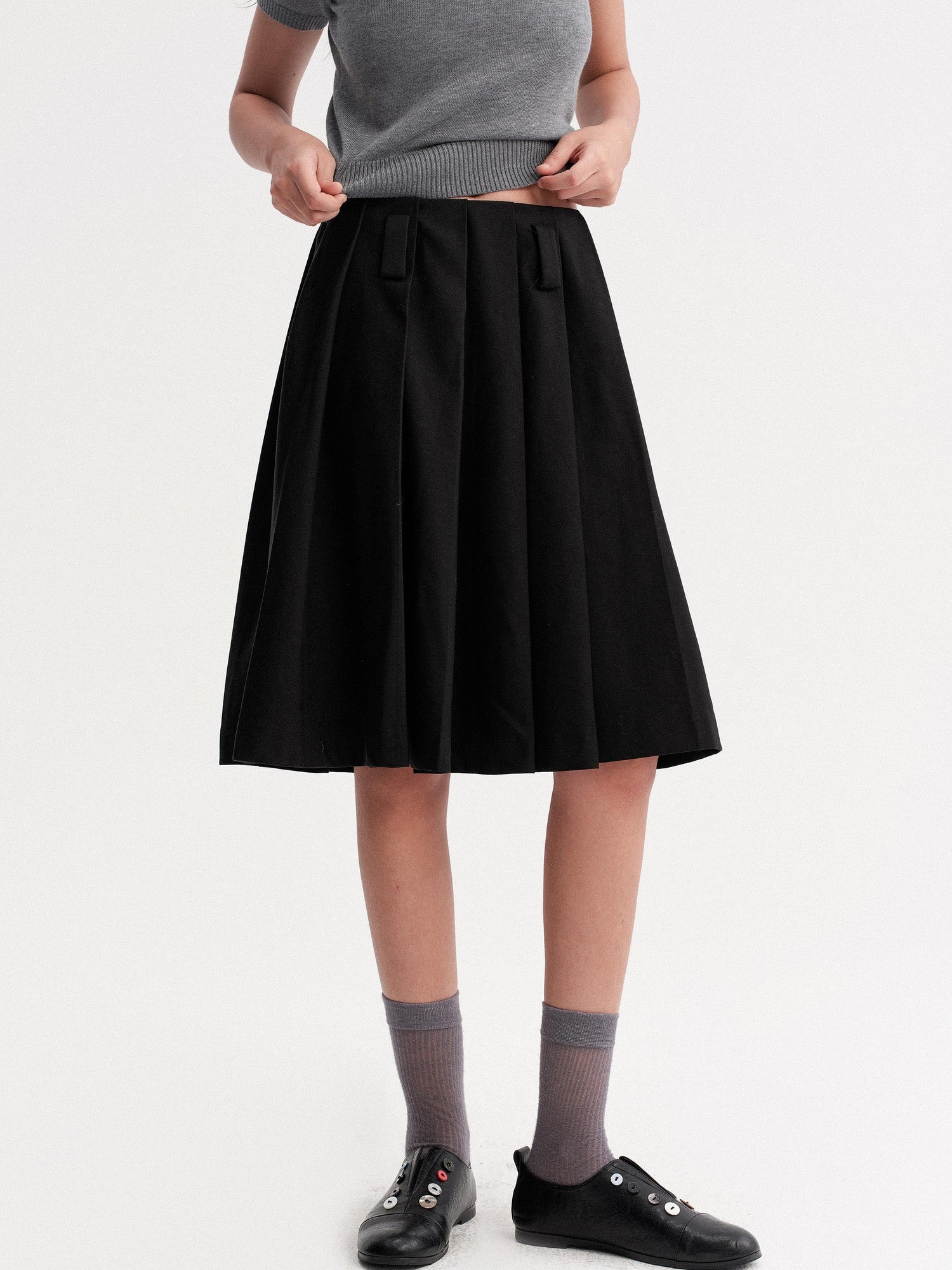 DKZ OFFICIAL Black Pleated Midi Relaxed Fit Mid Waist Women&