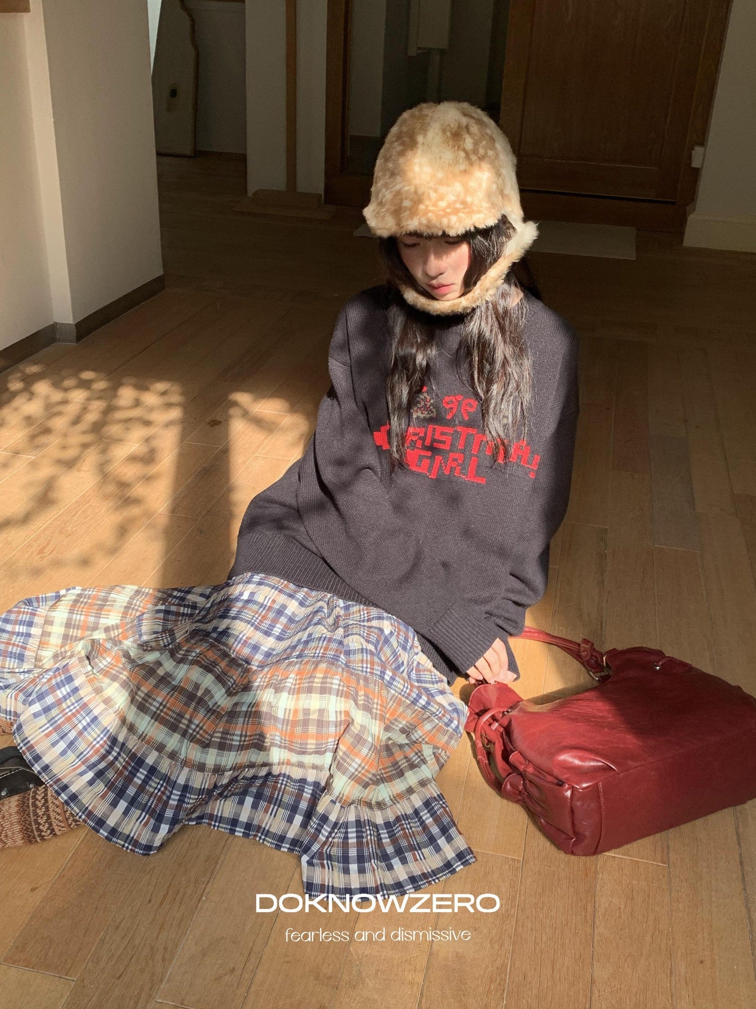 DKZ OFFICIAL Black Slogan Letter Jacquard Women&