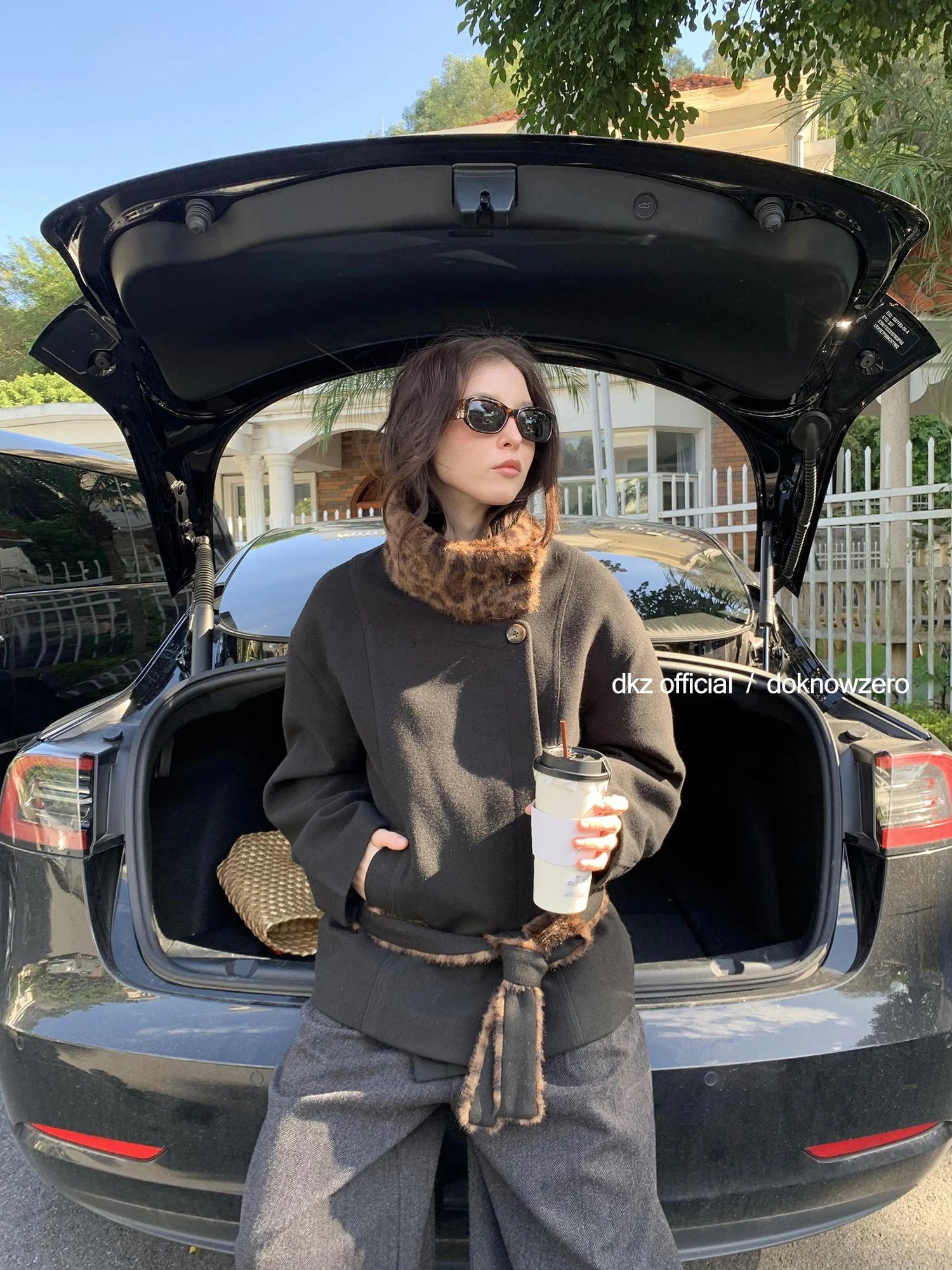 DKZ OFFICIAL Black Stand Collar Leopard Print Quilted Waist Cinching Coat