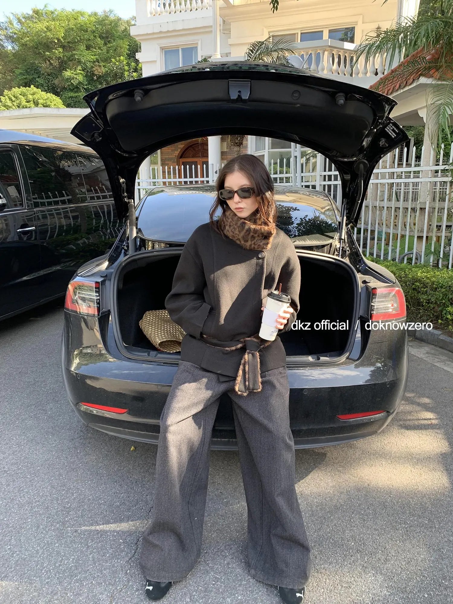 DKZ OFFICIAL Black Stand Collar Leopard Print Quilted Waist Cinching Coat