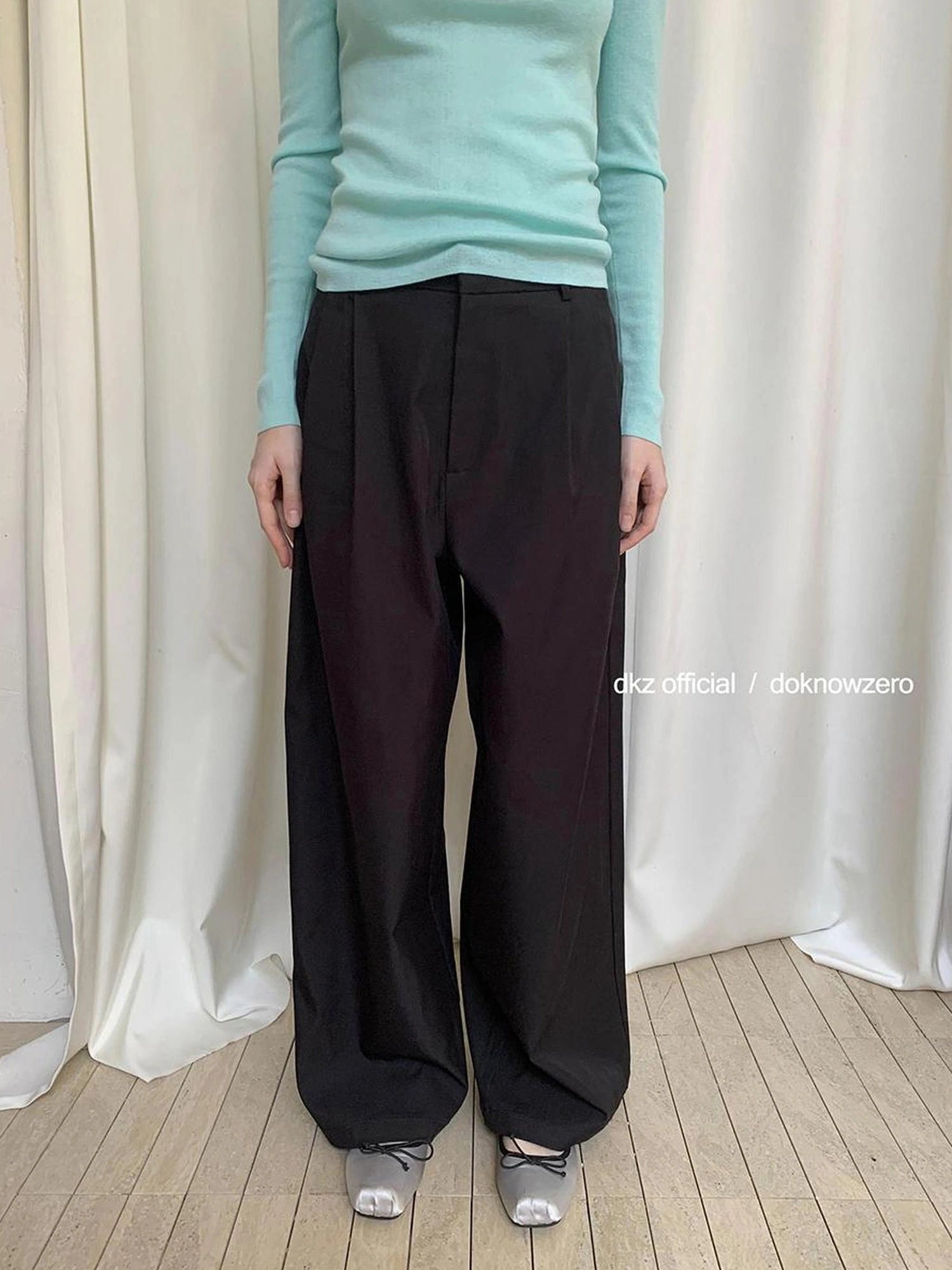 DKZ OFFICIAL Black Tencel Blend Straight Leg Trousers For Women