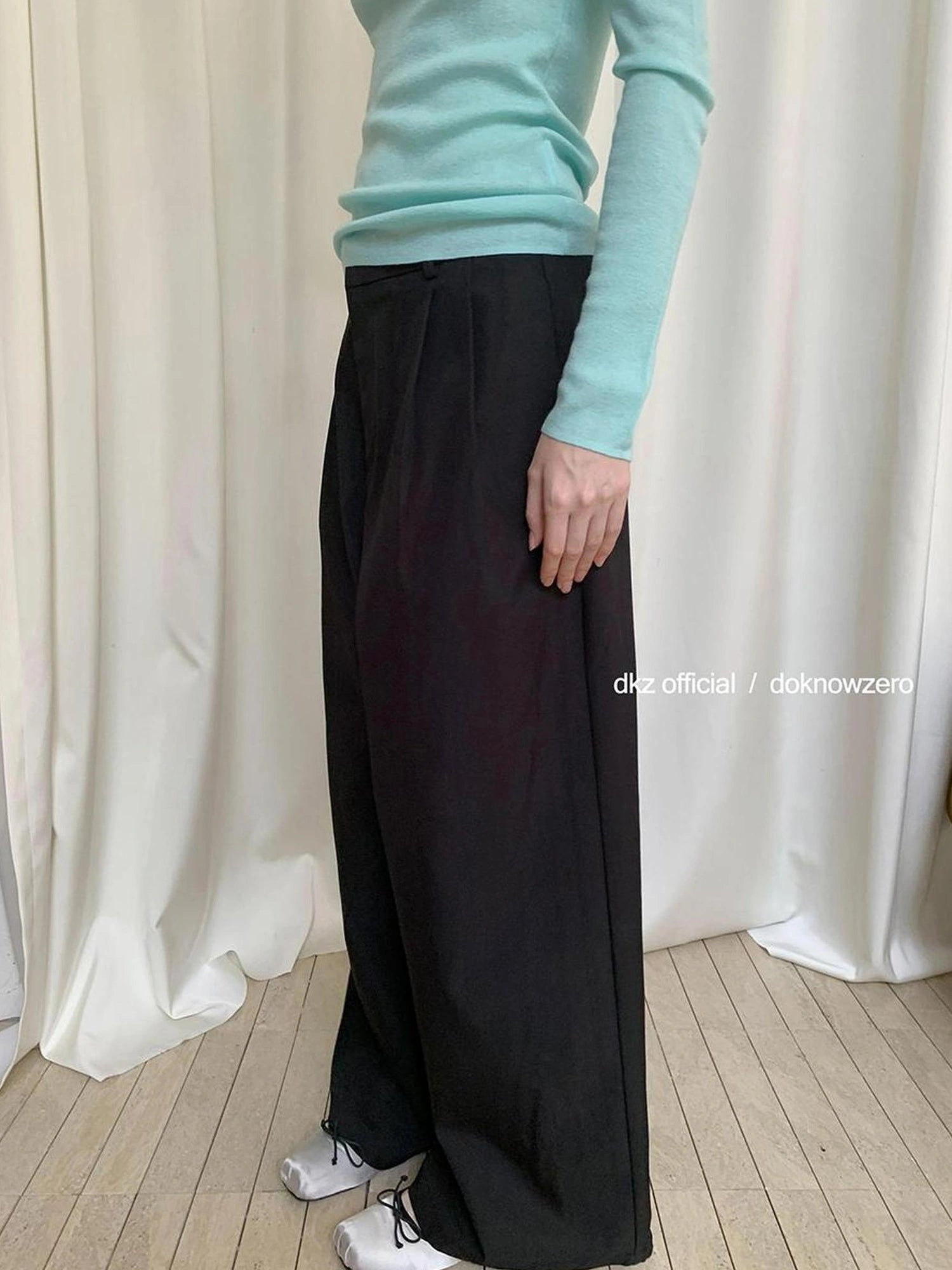 DKZ OFFICIAL Black Tencel Blend Straight Leg Trousers For Women