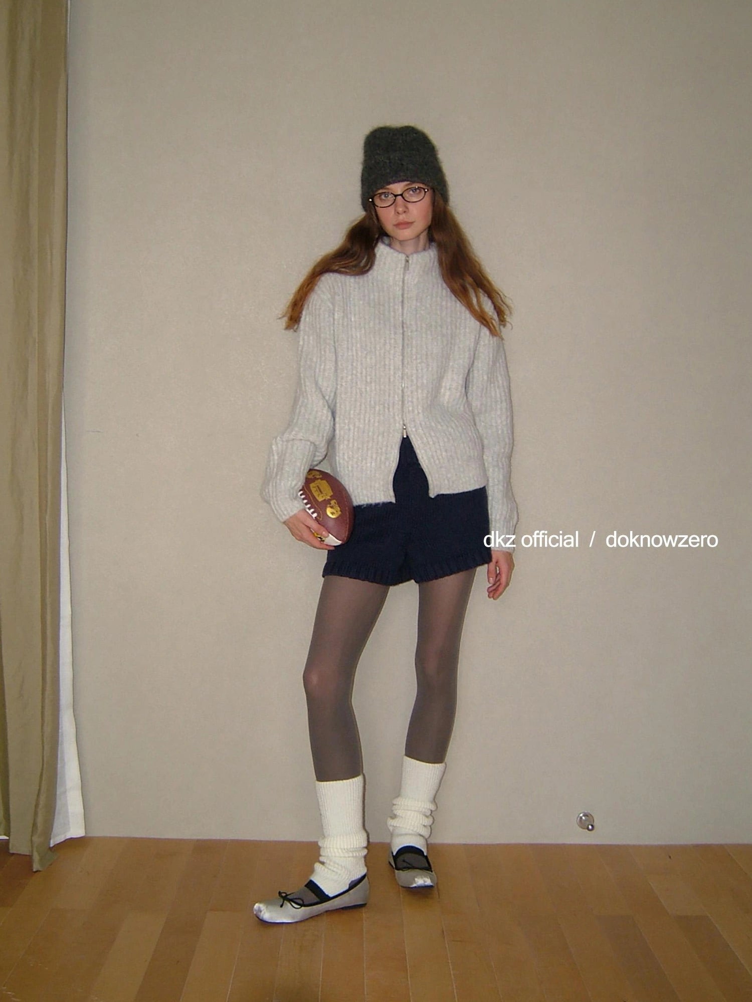 DKZ OFFICIAL Blue Knit Shorts For Women Autumn Winter Retro Slim Fit