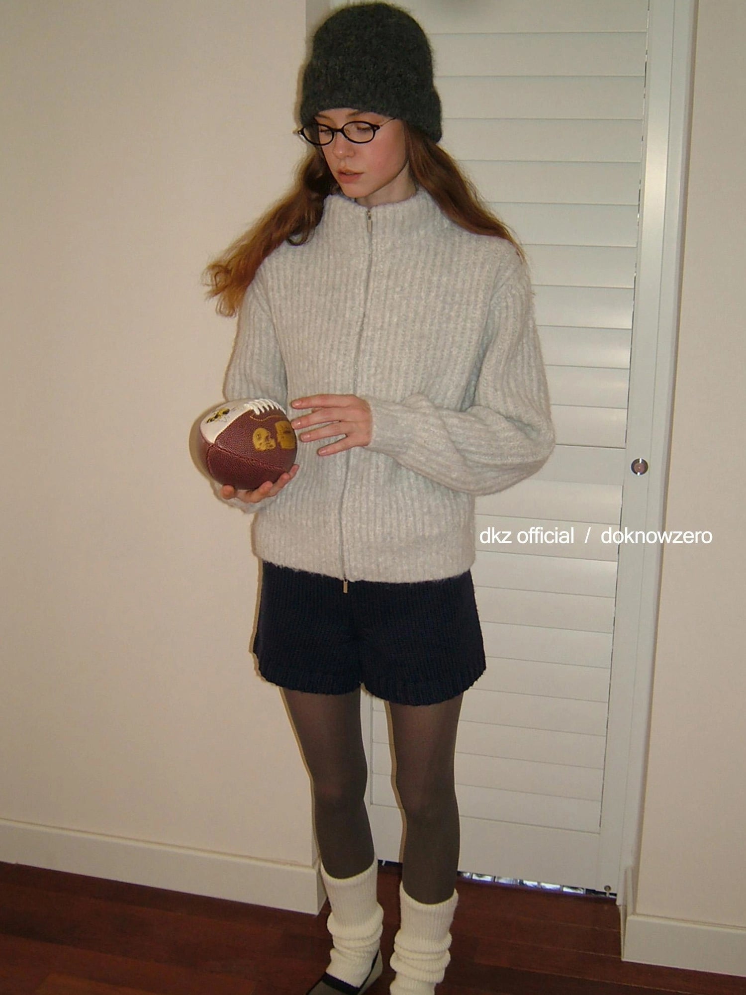 DKZ OFFICIAL Blue Knit Shorts For Women Autumn Winter Retro Slim Fit