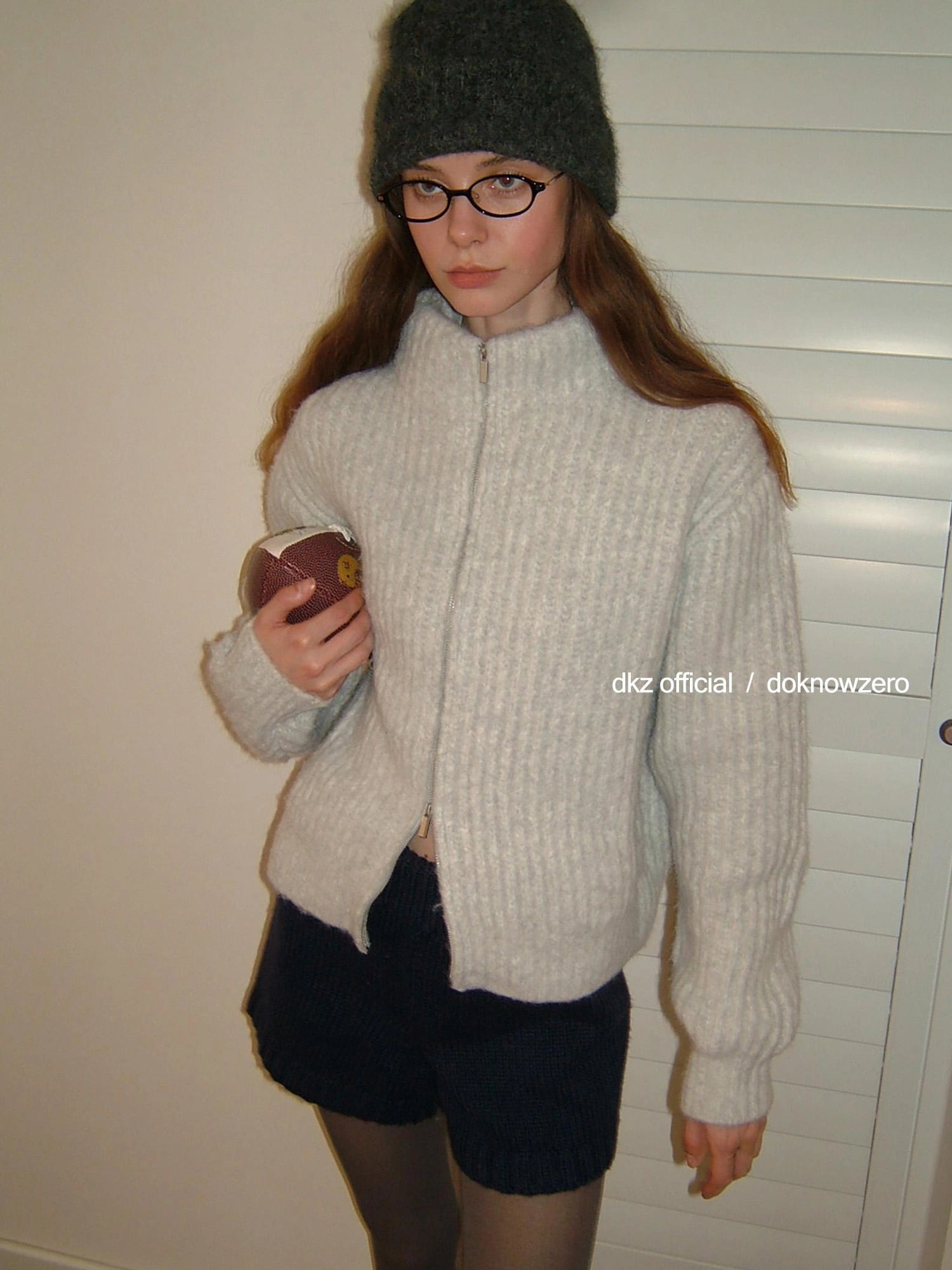 DKZ OFFICIAL Blue Knit Shorts For Women Autumn Winter Retro Slim Fit