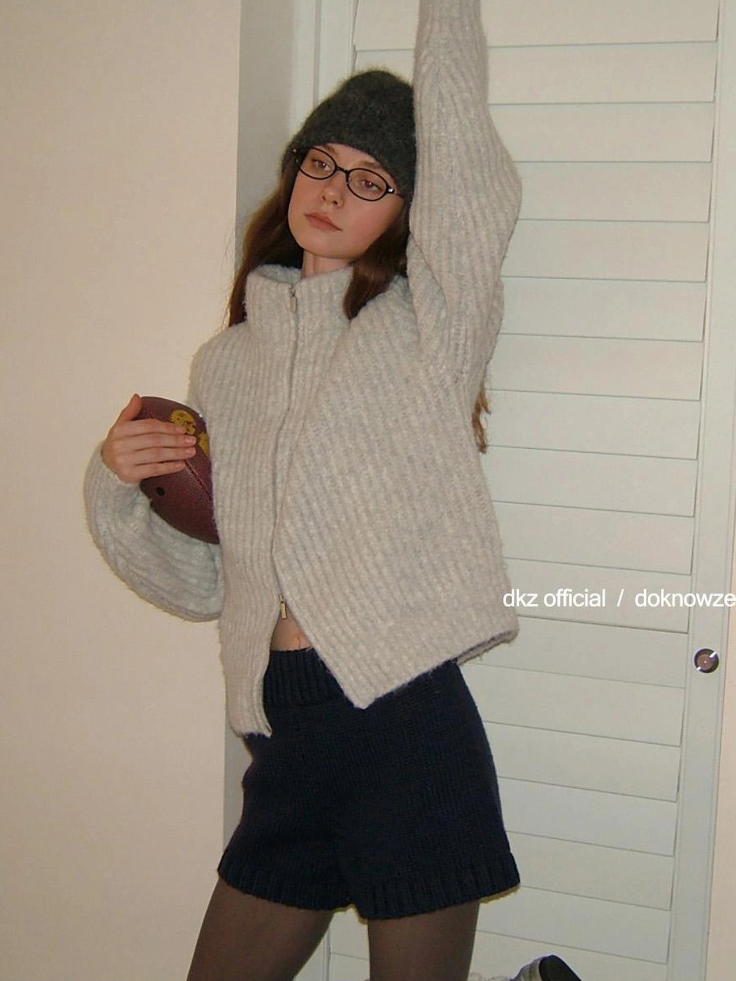 DKZ OFFICIAL Blue Knit Shorts For Women Autumn Winter Retro Slim Fit