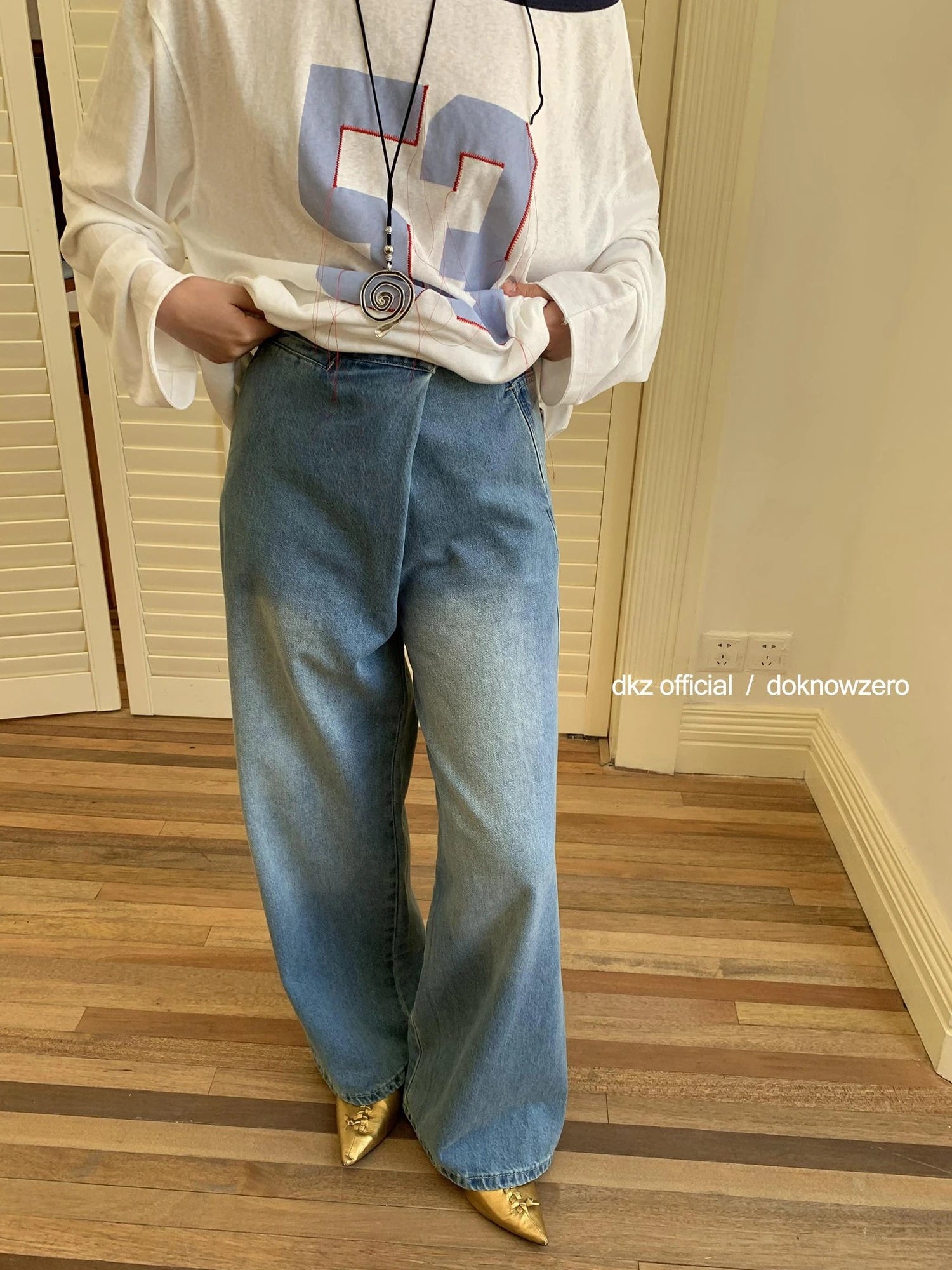 Blue Washed Wide Leg Denim Pants For Women