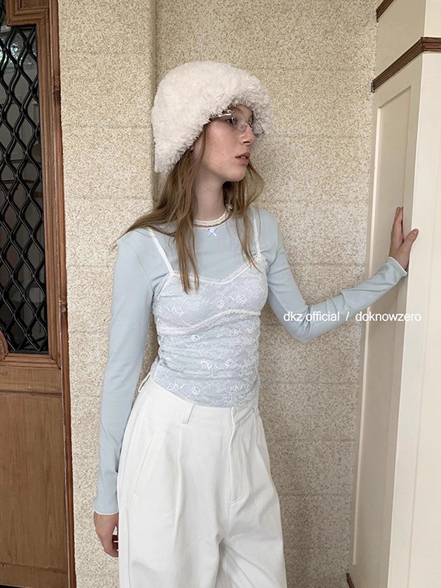 DKZ_OFFICIAL_Bow_Tie_Long_Sleeve_T-Shirt_Women&