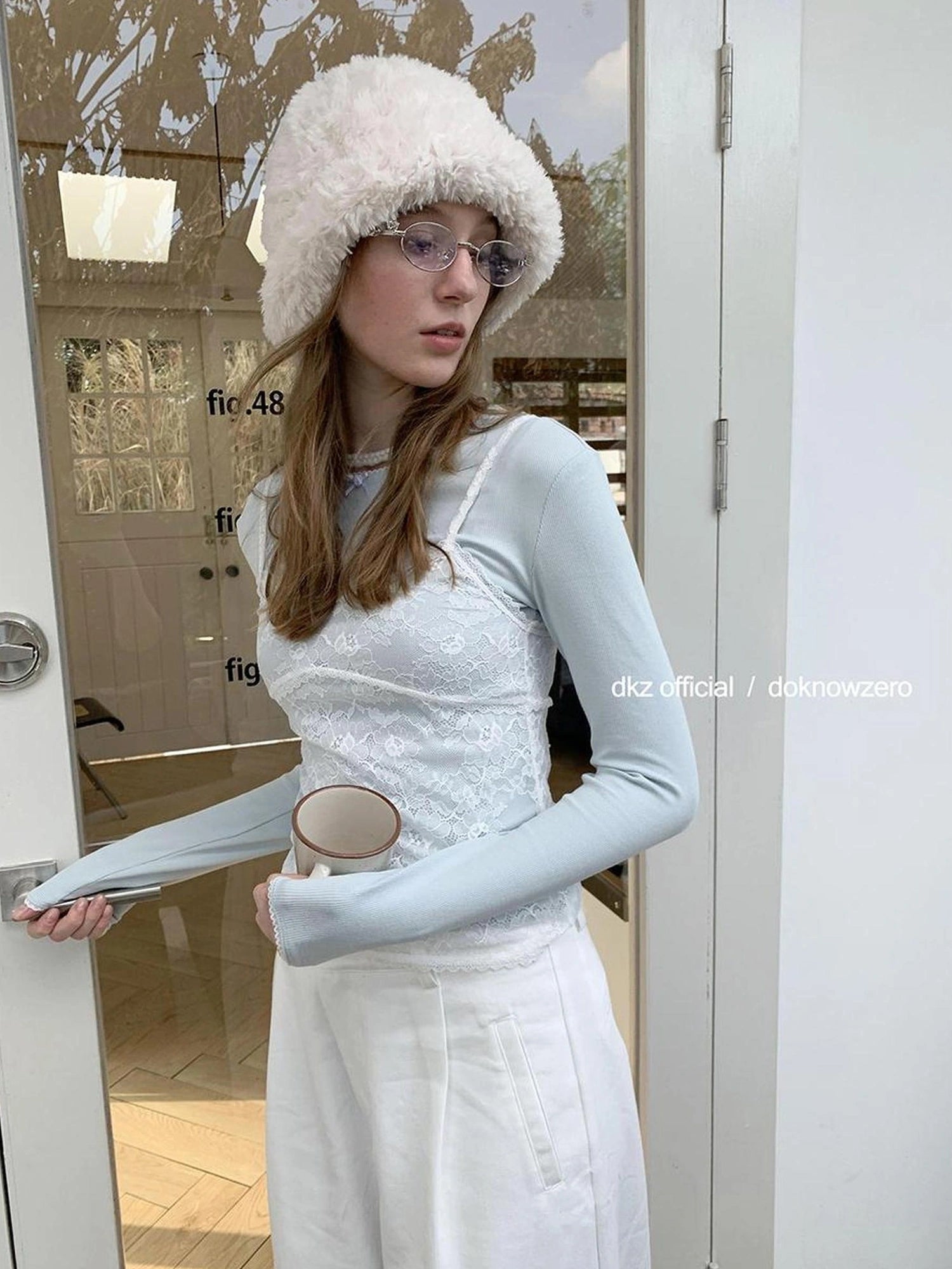 DKZ OFFICIAL Bow Tie Long Sleeve T-Shirt Women&