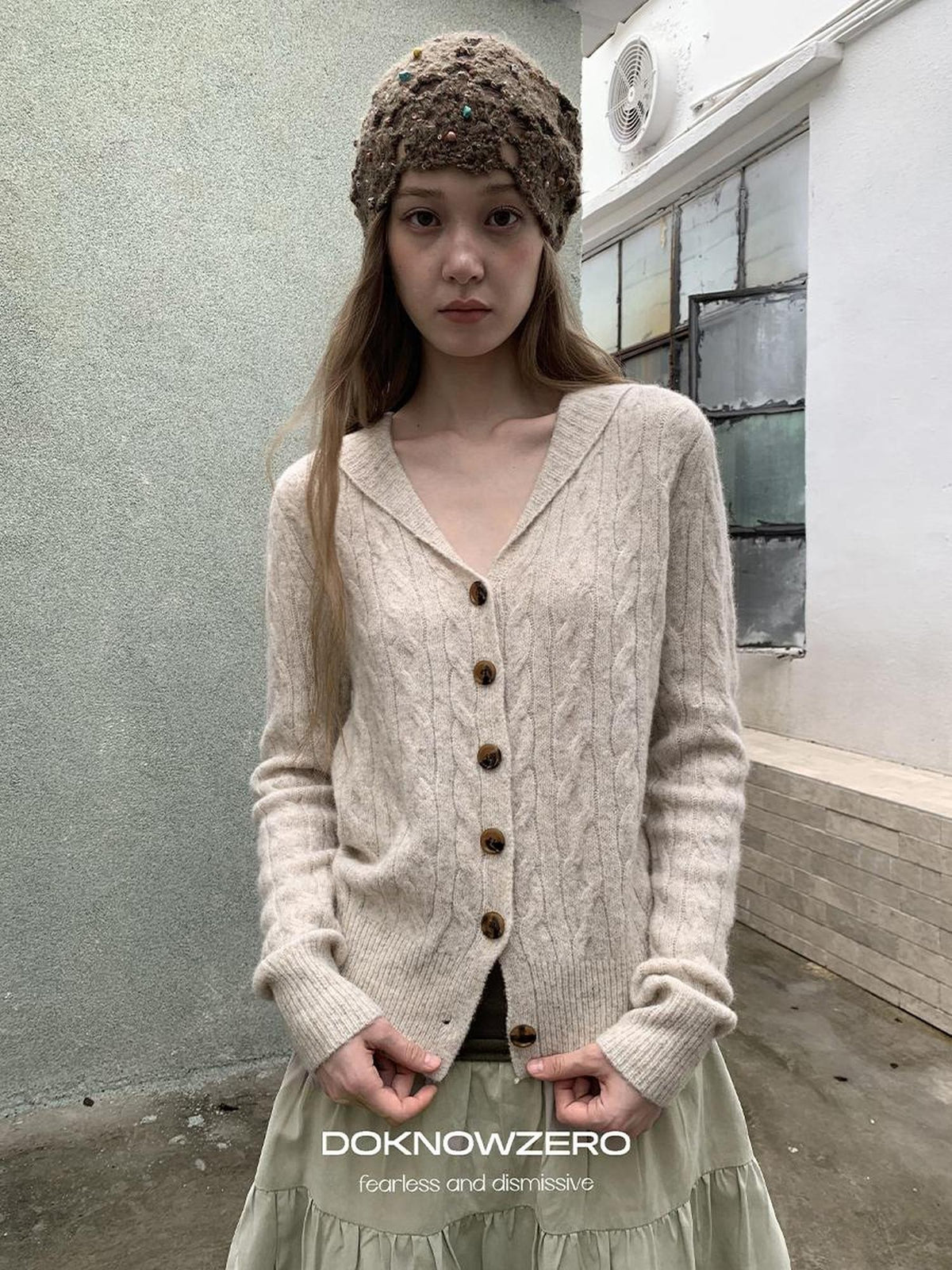 DKZ OFFICIAL Cable Knit Collared Women&