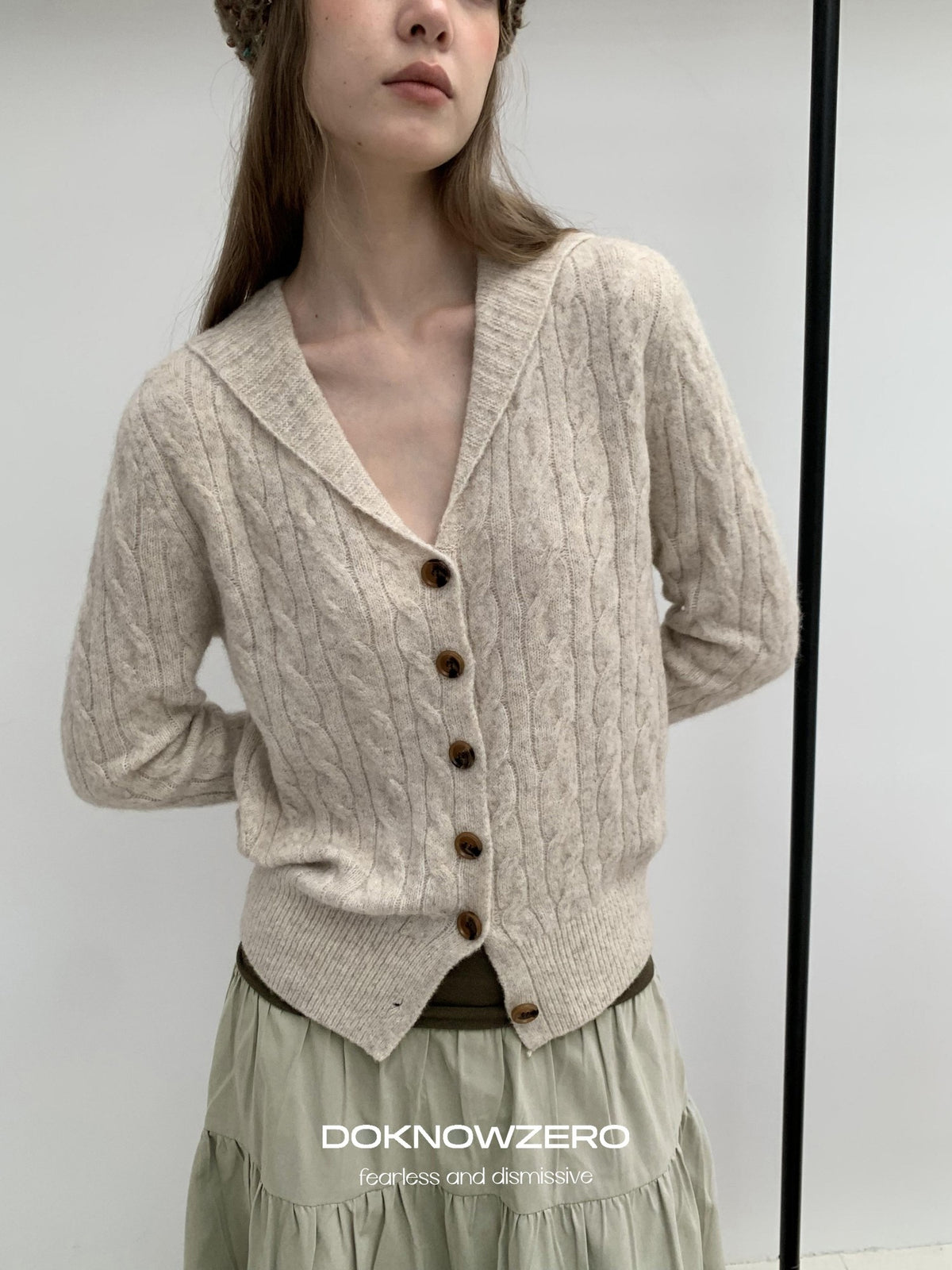 DKZ OFFICIAL Cable Knit Collared Women&