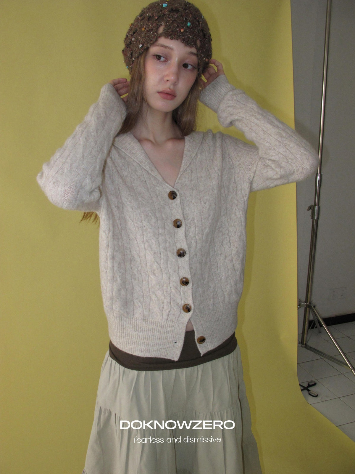 DKZ OFFICIAL Cable Knit Collared Women&