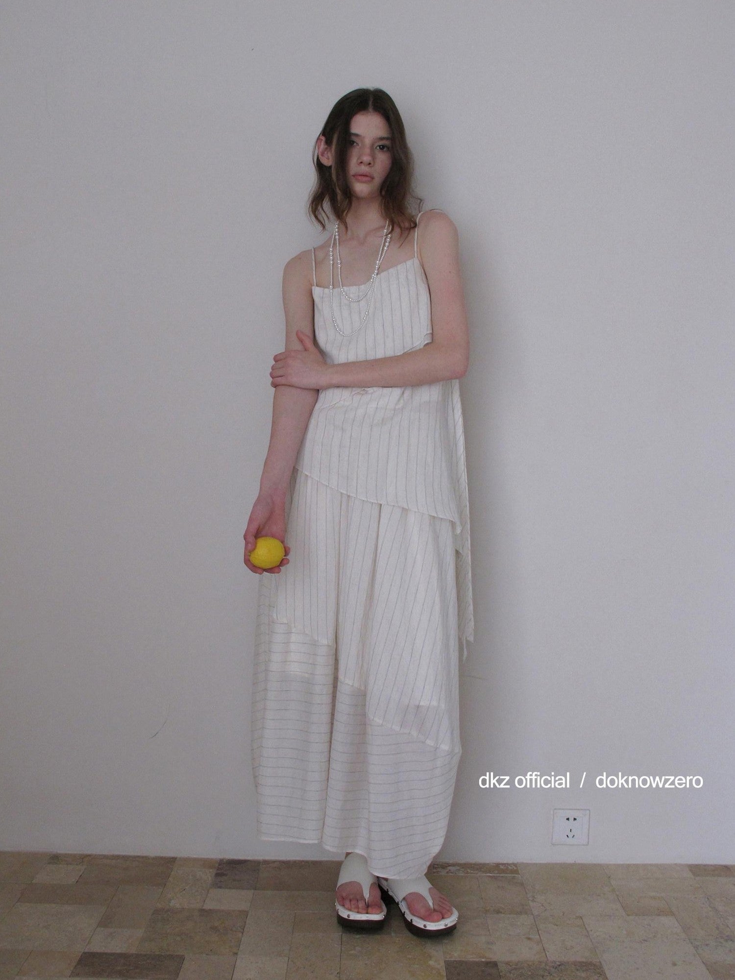 DKZ OFFICIAL Camel Striped Asymmetrical Women&