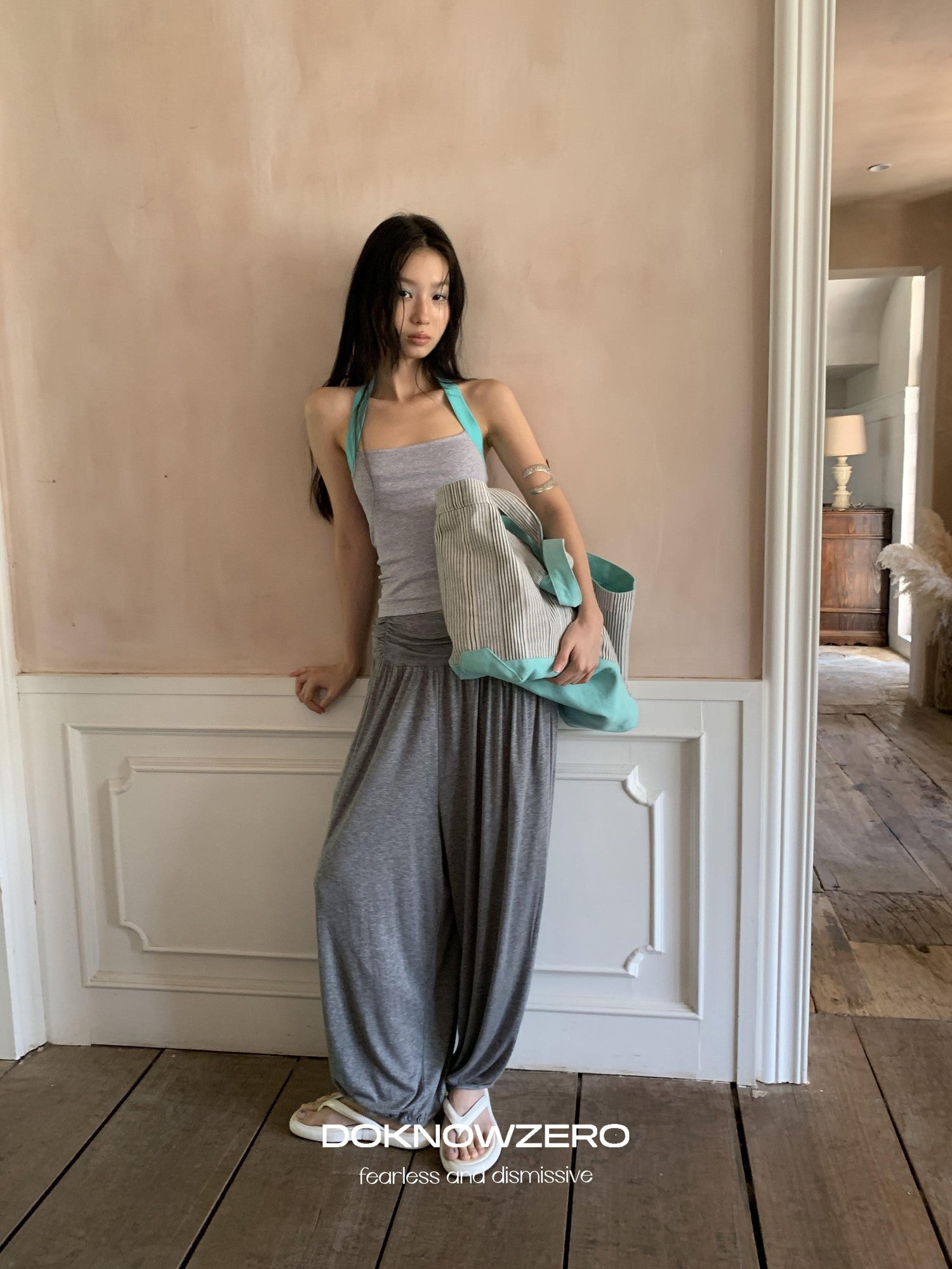 DKZ OFFICIAL Colorblock Halter Webbing Strap Square Neck Slim Women&