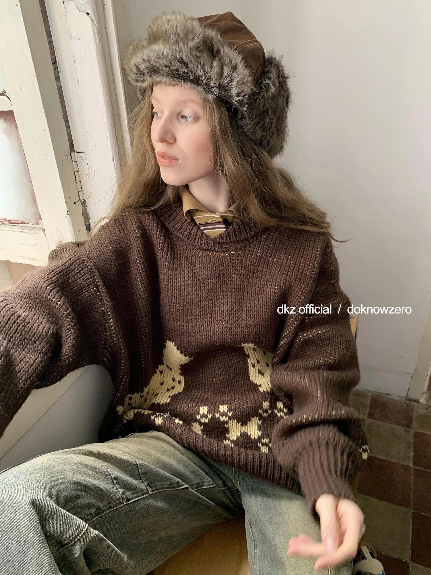 DKZ OFFICIAL Dachshund Embroidered Knit Sweater Loose Fit Retro Autumn