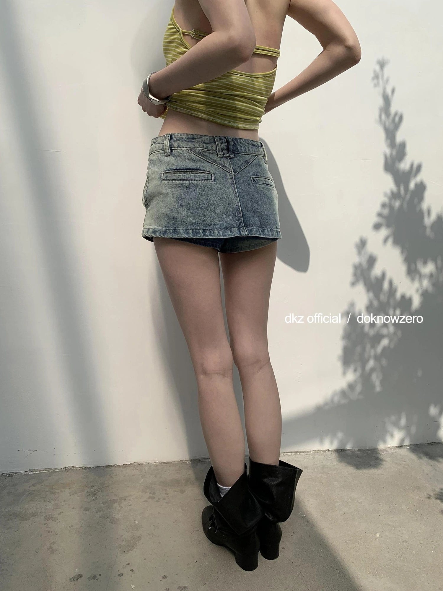 DKZ OFFICIAL Deep Blue Rolled Hem Casual Shorts