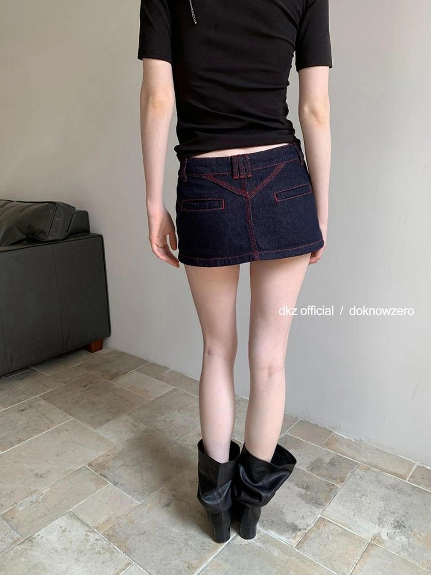 DKZ OFFICIAL Deep Blue Rolled Hem Casual Shorts