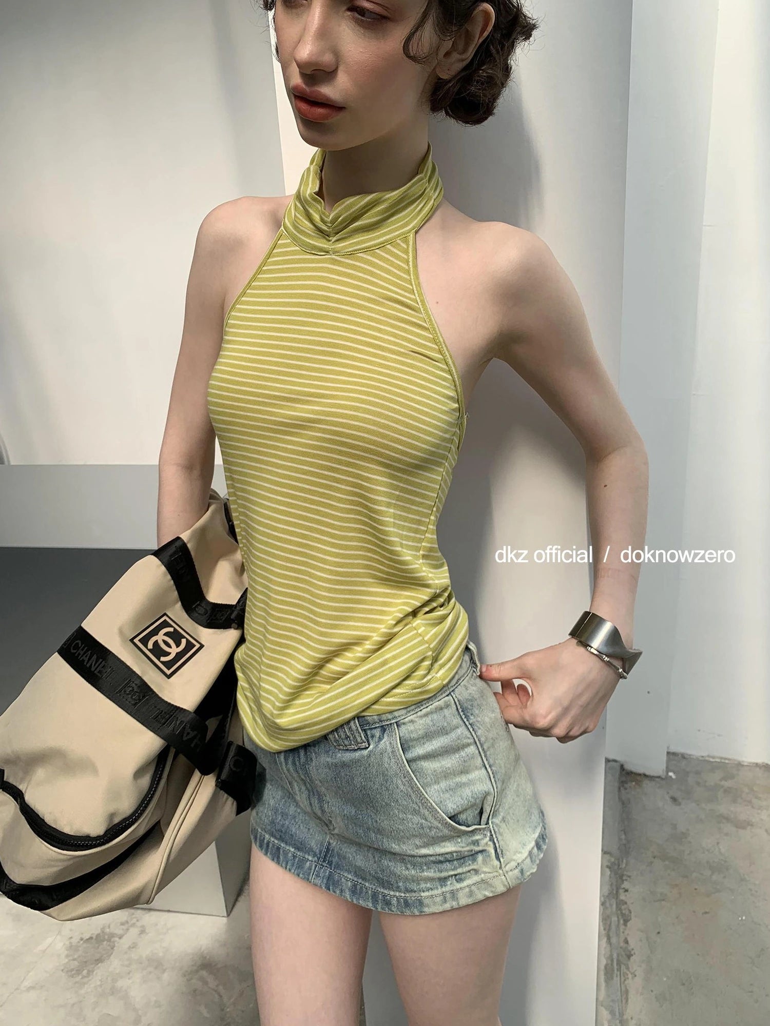 DKZ OFFICIAL Deep Blue Rolled Hem Casual Shorts