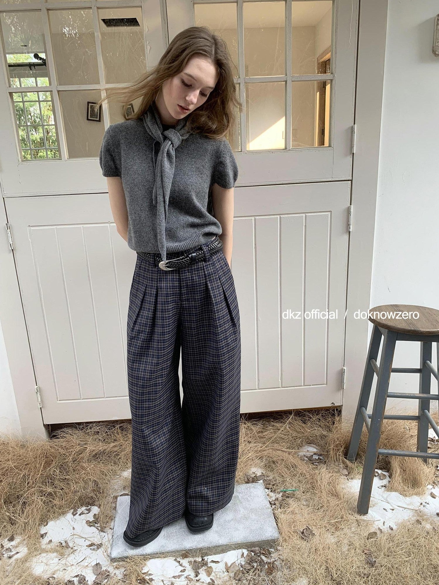 DKZ OFFICIAL Deep Navy Plaid Relaxed Vintage Women&