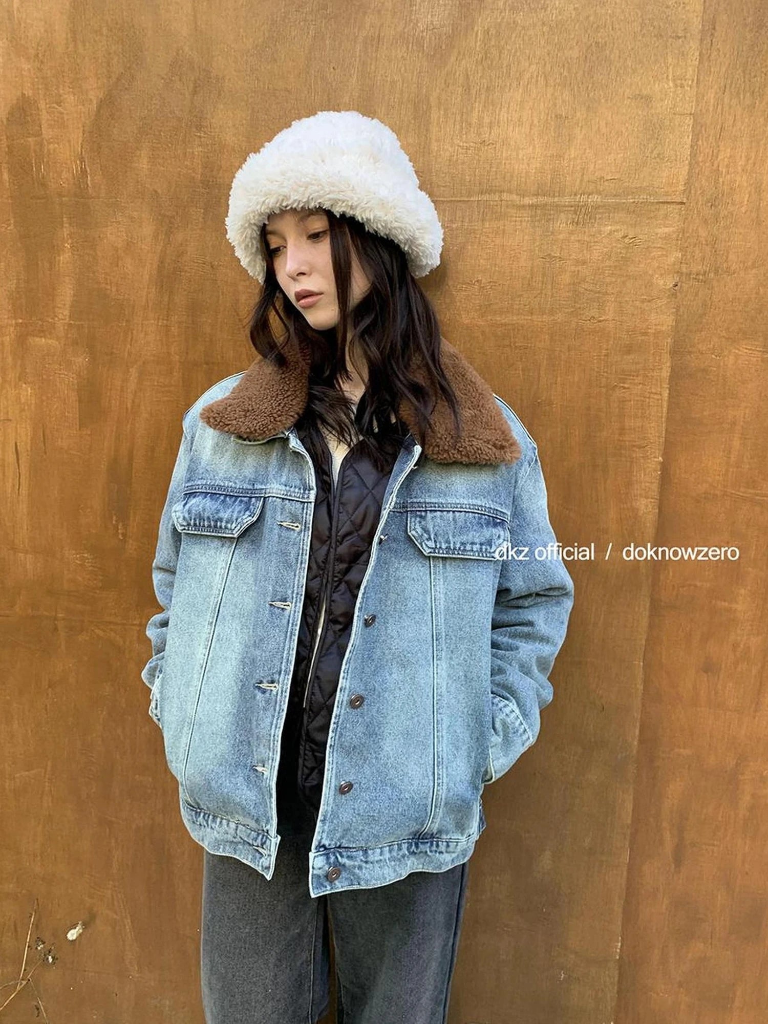 DKZ OFFICIAL Detachable Faux Fur Collar Denim Jacket With Quilted Lining