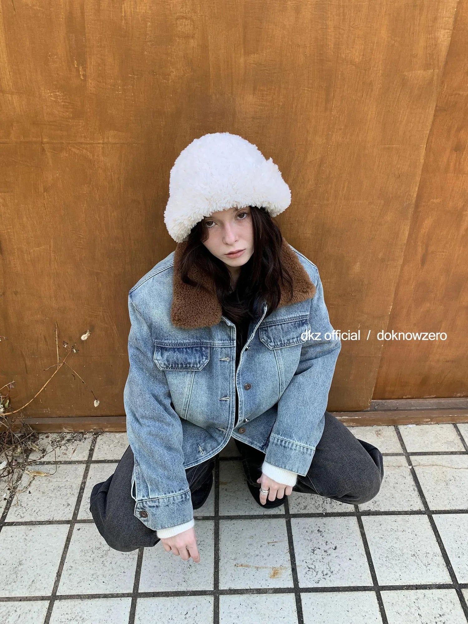 DKZ OFFICIAL Detachable Faux Fur Collar Denim Jacket With Quilted Lining