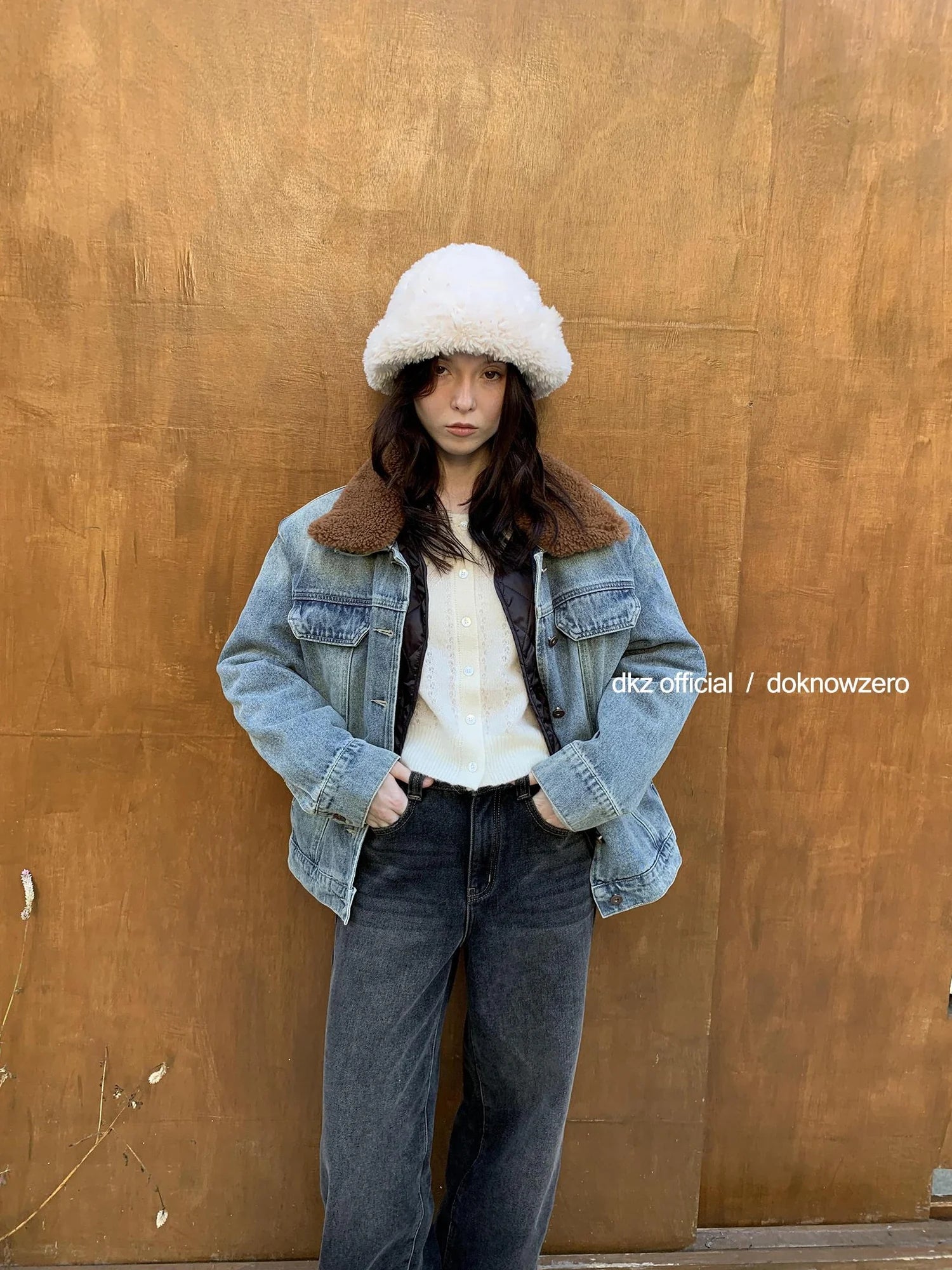 DKZ OFFICIAL Detachable Faux Fur Collar Denim Jacket With Quilted Lining