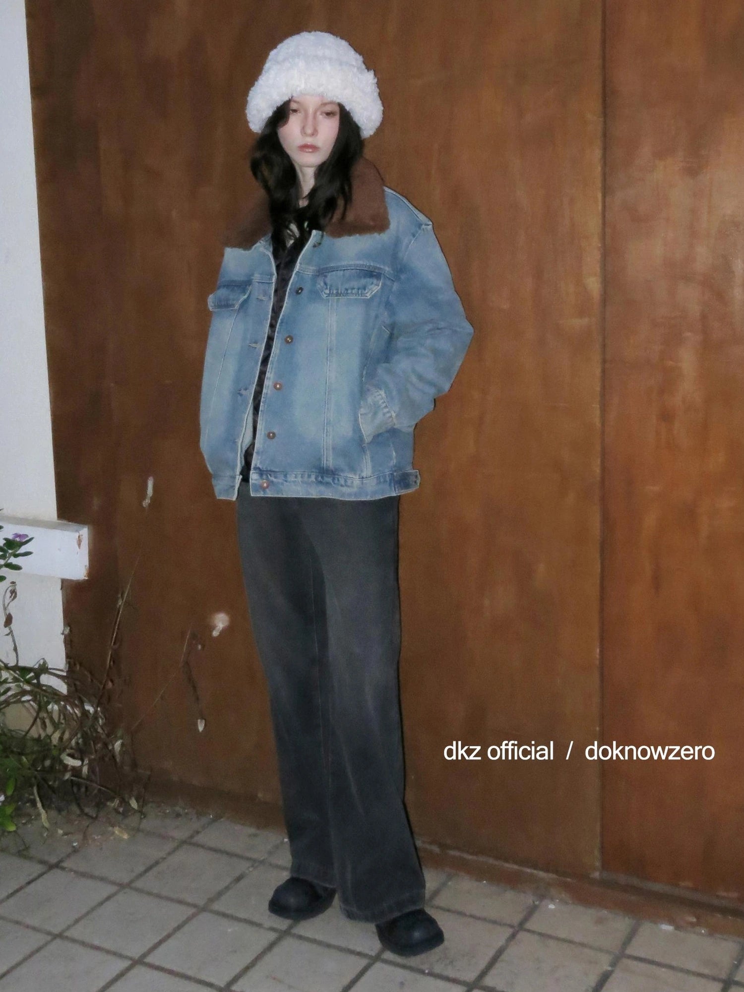 DKZ OFFICIAL Detachable Faux Fur Collar Denim Jacket With Quilted Lining