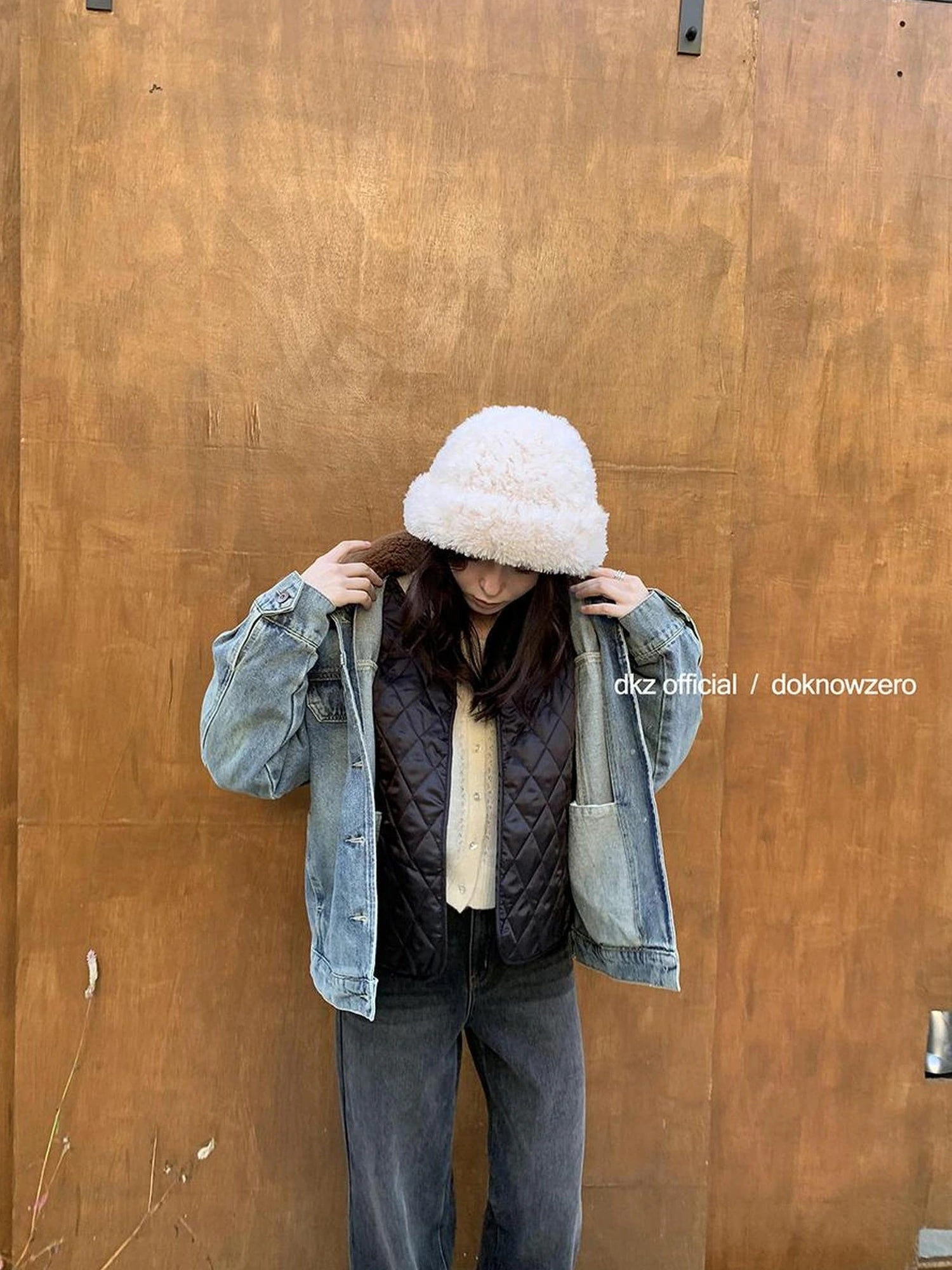 DKZ OFFICIAL Detachable Faux Fur Collar Denim Jacket With Quilted Lining