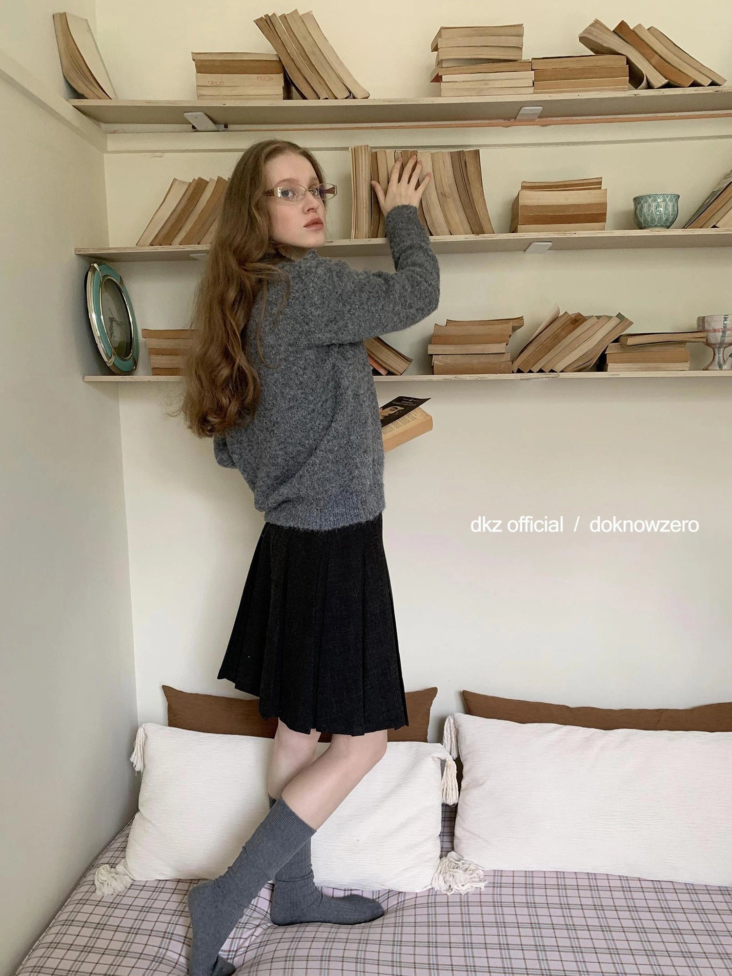 DKZ OFFICIAL Dkz Women Loose Knit Sweater Vintage Style Autumn Winter