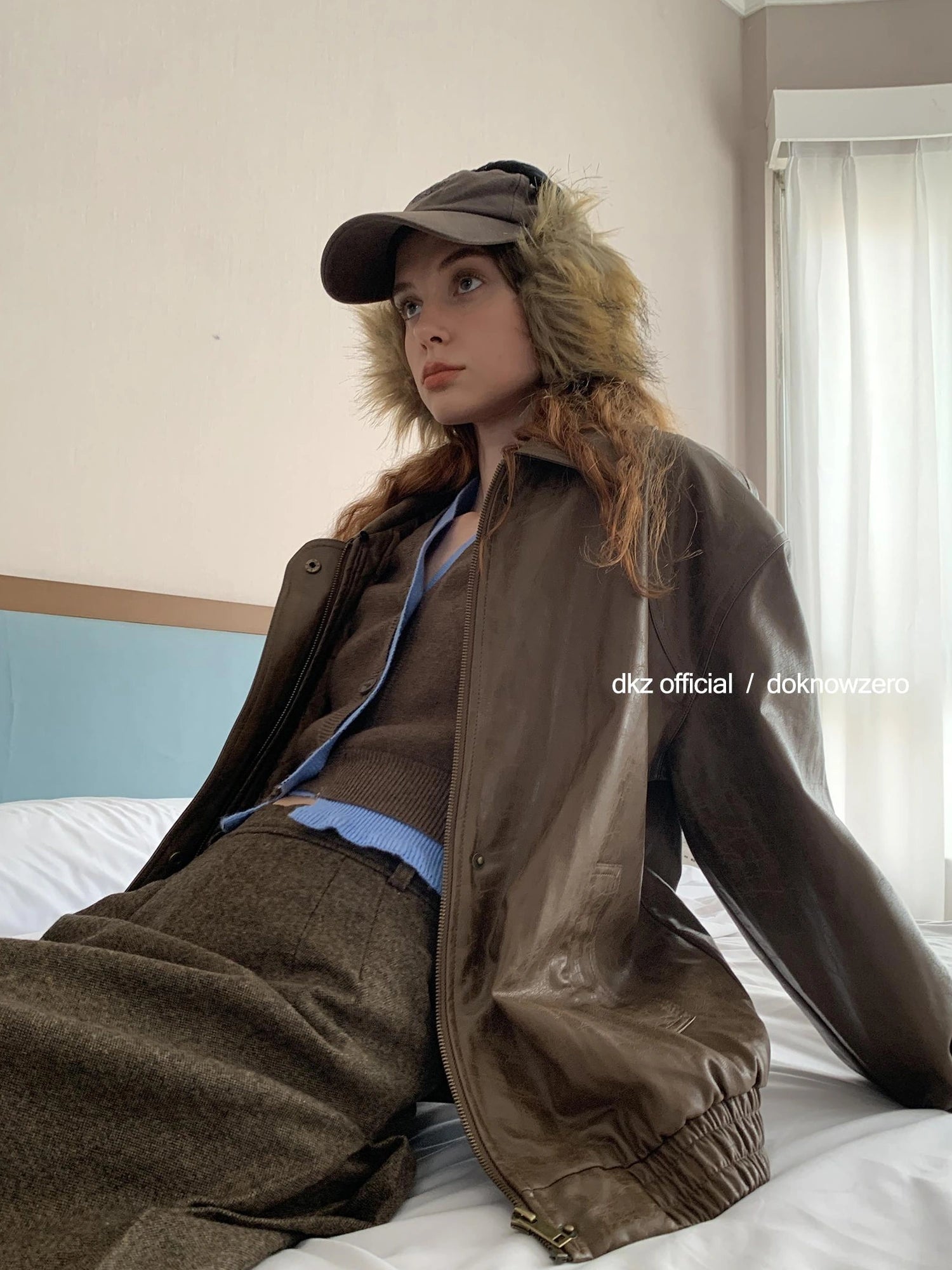 DKZ OFFICIAL Double Breasted Color Block V-neck Knit Cardigan